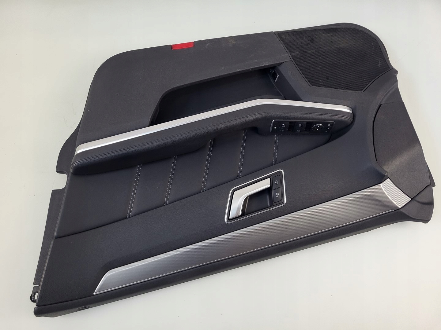 MERCEDES E W212 LIFT side door right front AMBIENT AMBILIGHT UK