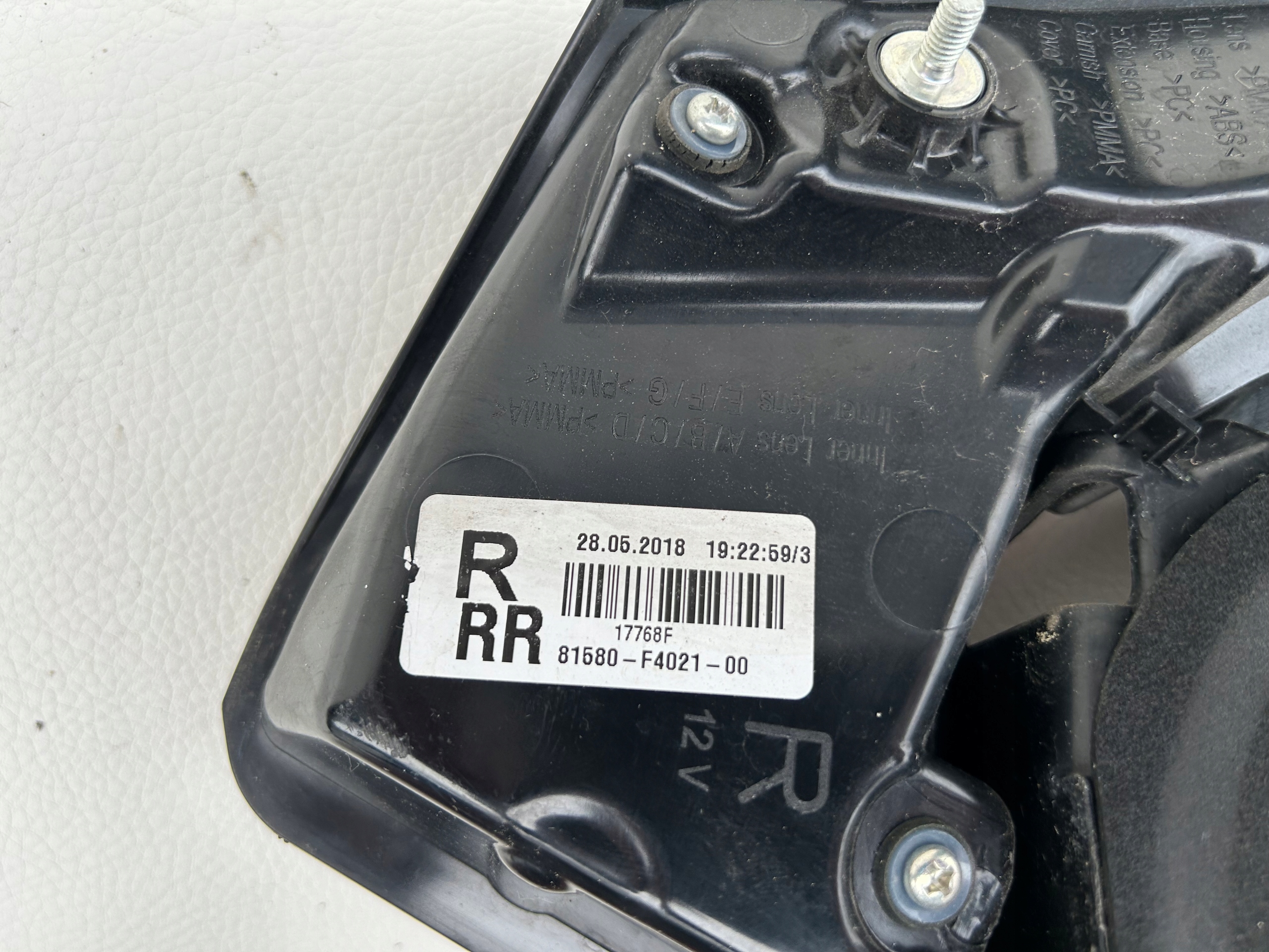 Toyota Chr Ch-r 16- light rear part right komplet
