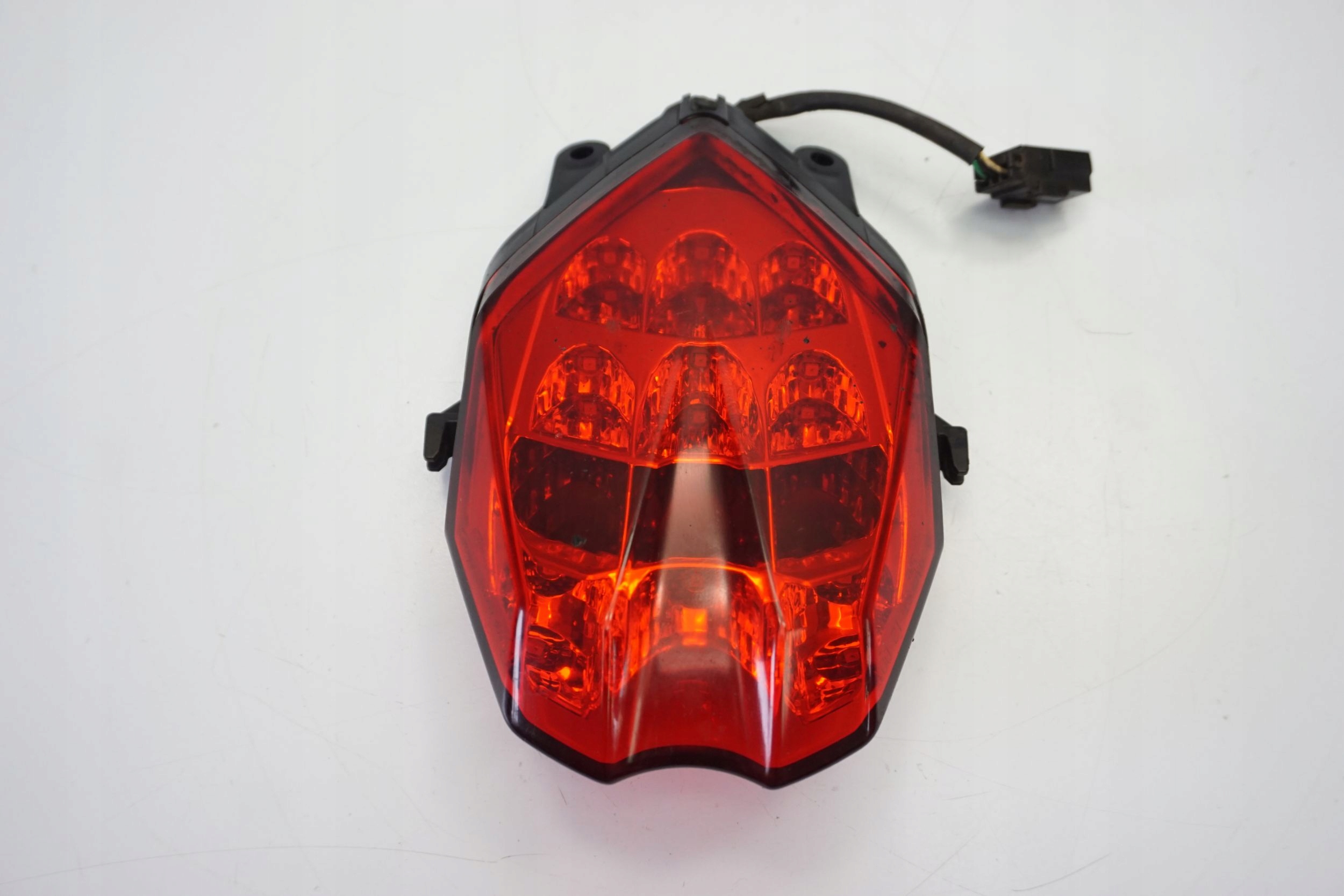 753004332603968 - TRIUMPH STREET TRIPLE 675 13-17 ЗАДНИЙ ФОНАРЬ