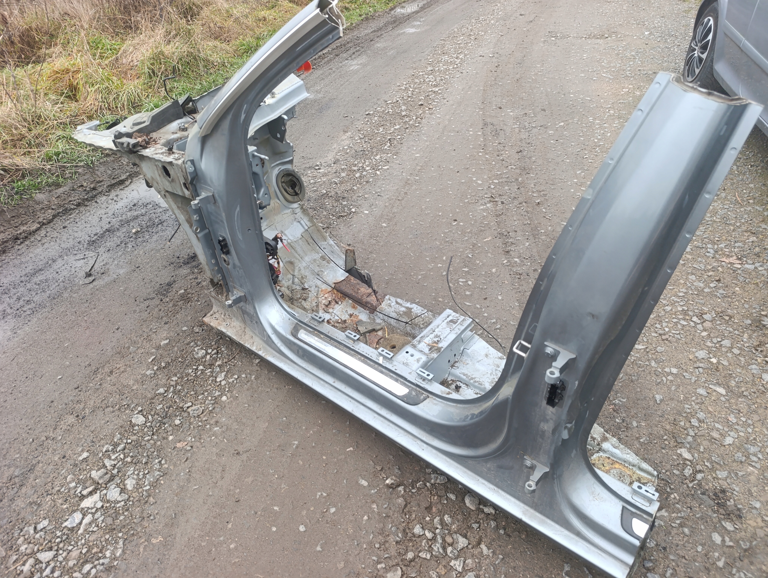 pillar threshold left audi a4 b8 LY7G