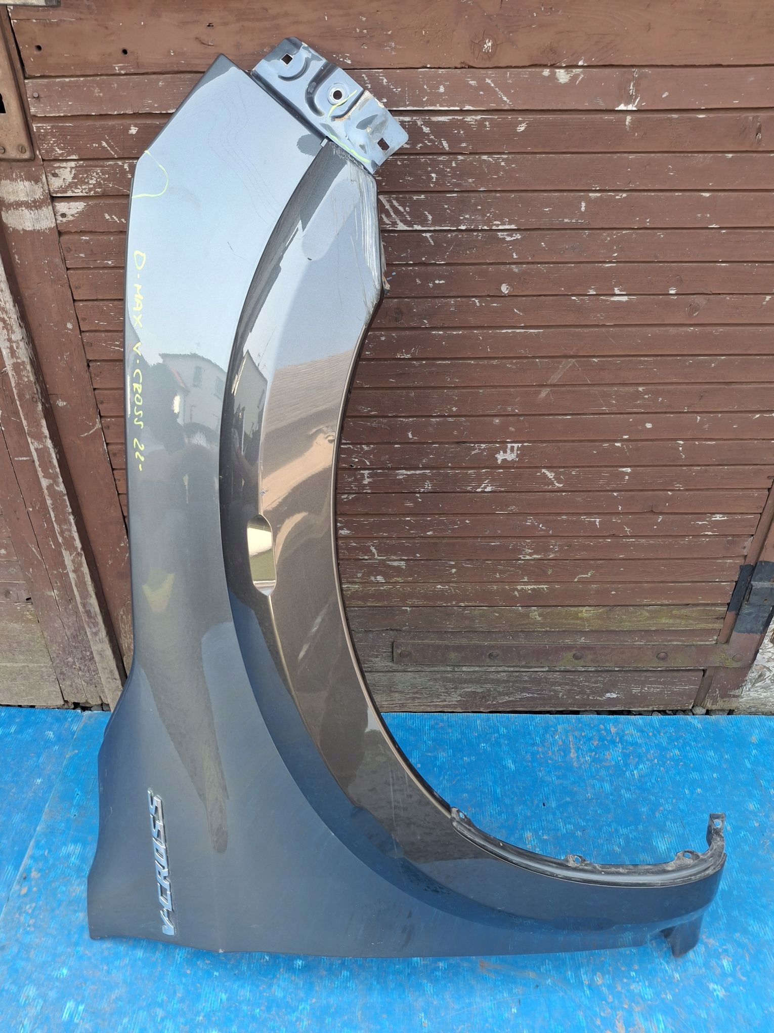 fender right front ISUZU D-MAX III V-CROSS 2020R->