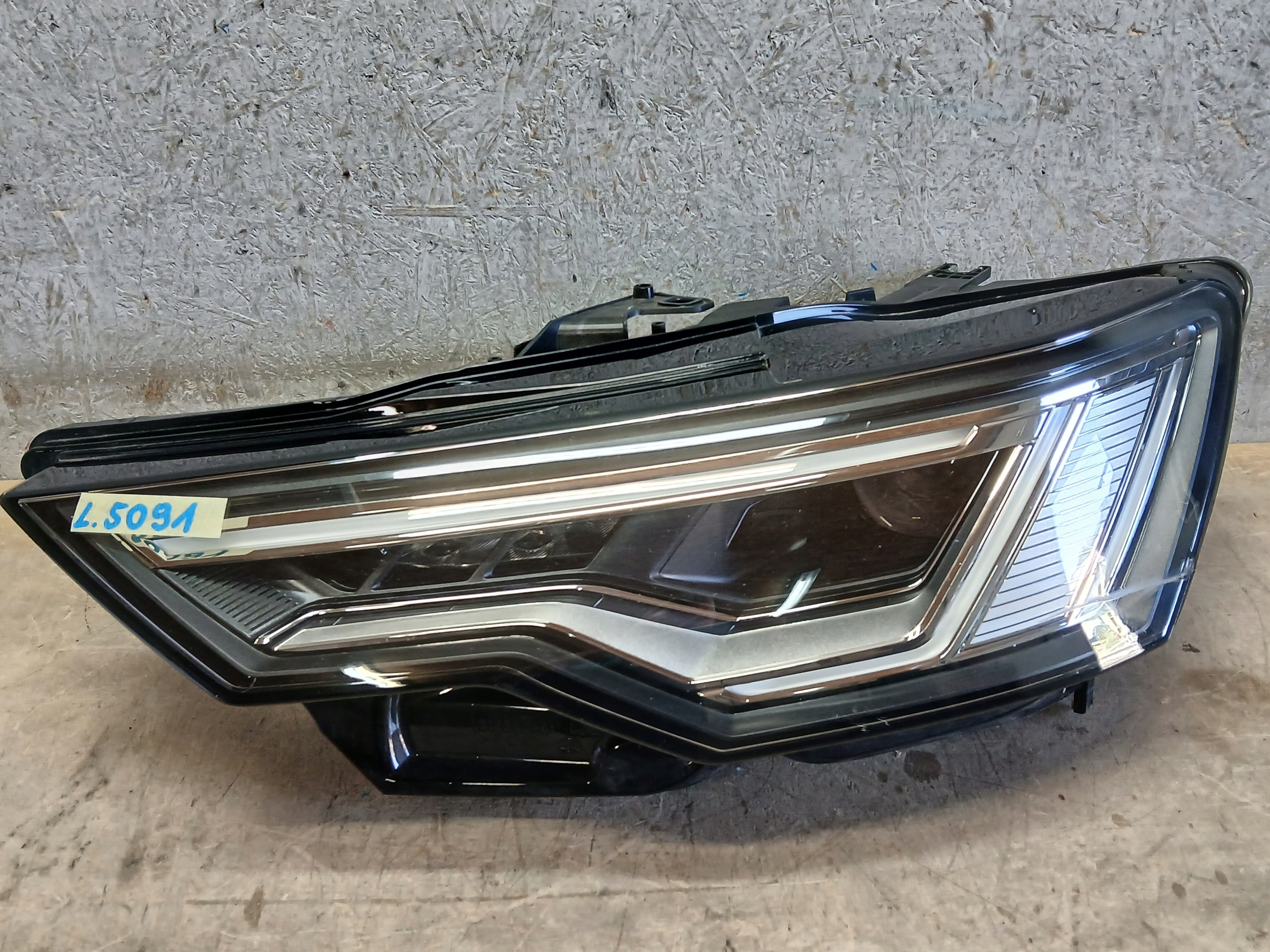 light front left AUDI A6 C8 4K FULL LED 4K0941039E