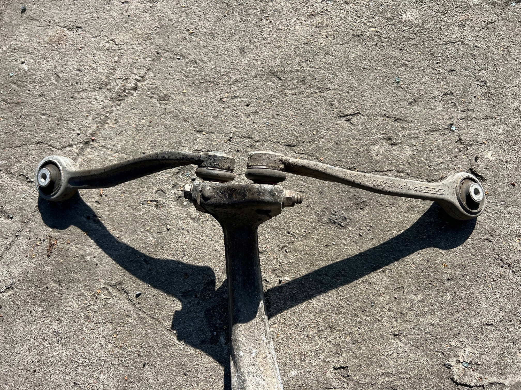 AUDI A4 B8 A5 8T A6 C7 A7 4G swing right right front 8K0407258ABS