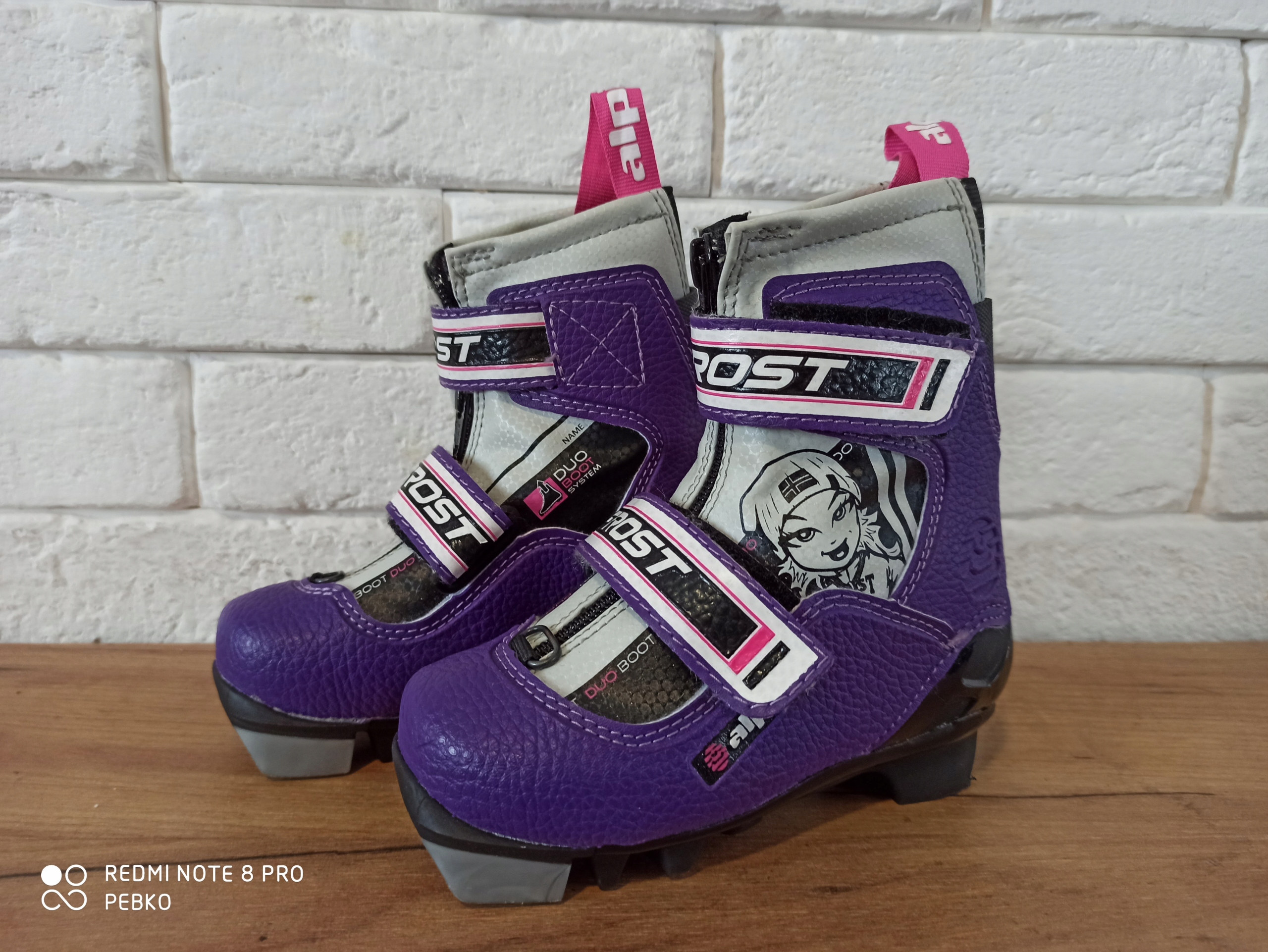 BUTY DO NART BIEGOWYCH ALPINA FROST GIRL NNN