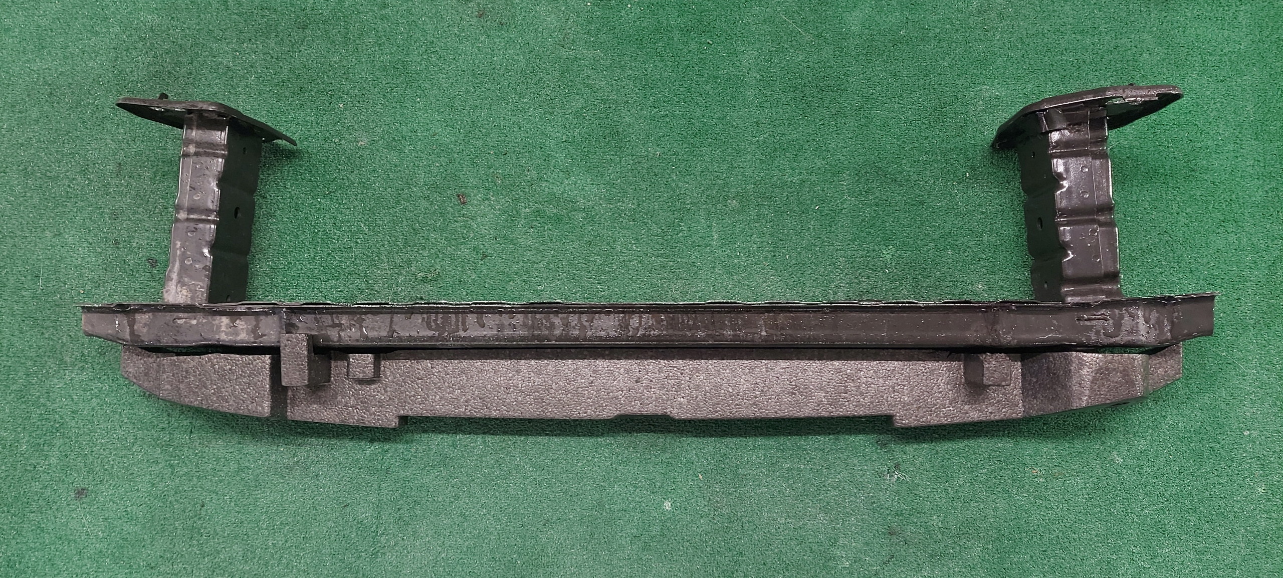 bumper support front +ABSORBER NISSAN NV200