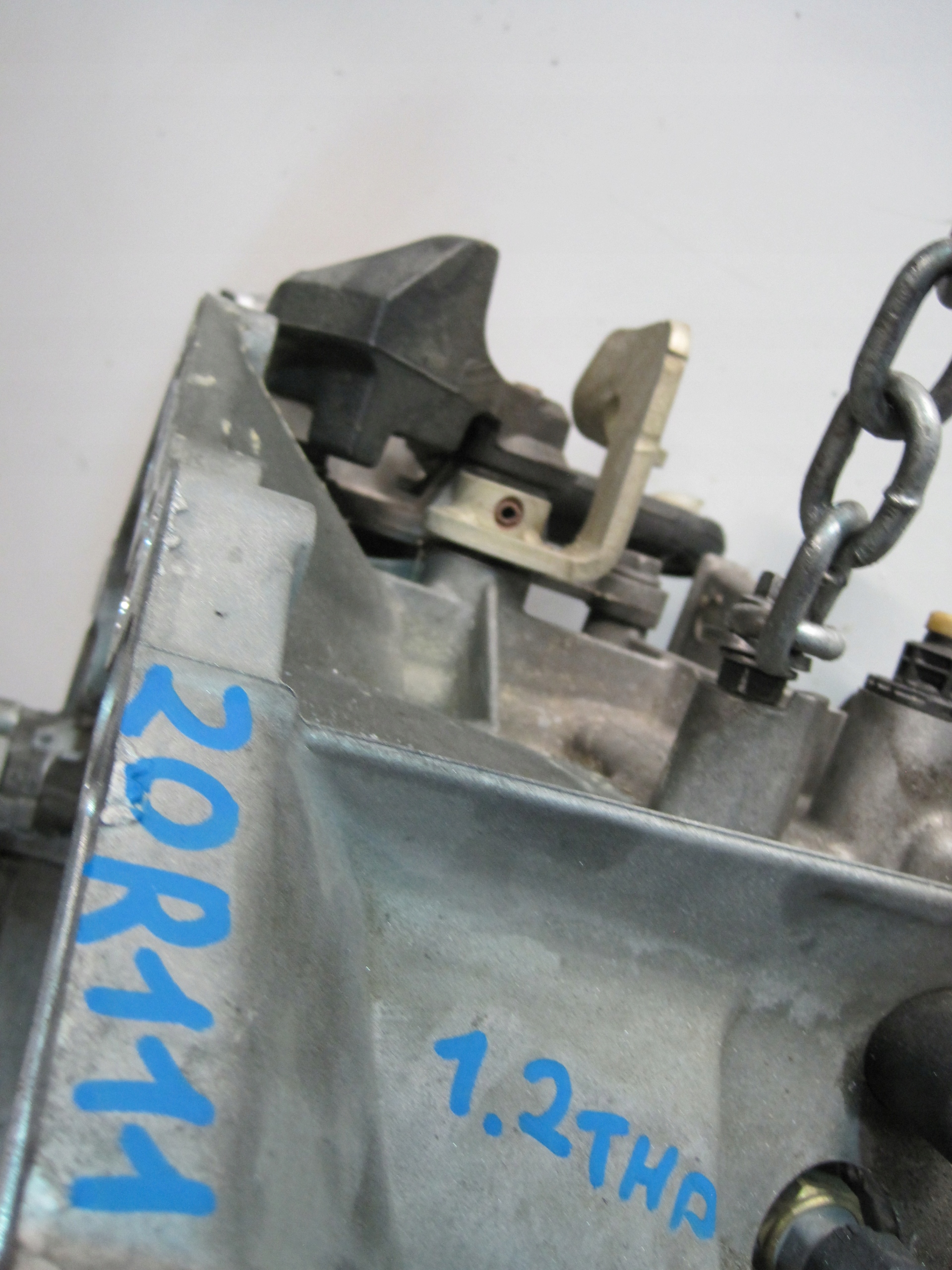 Getriebe Jeep AVENGER 1,2THP 20R111 MANUAL