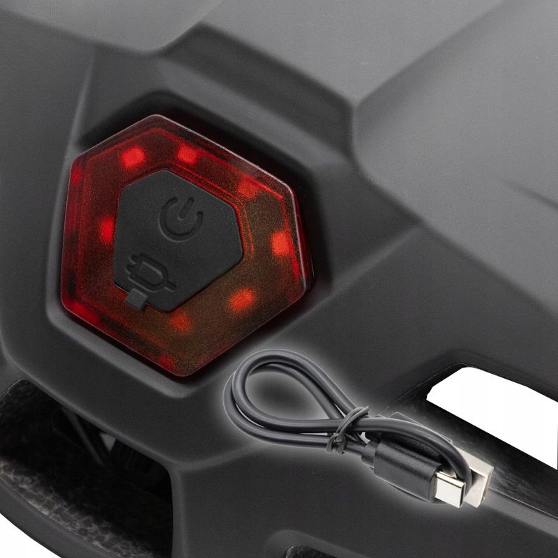 Helma Na Koloběžku S Osvětlením Vel M (černá)