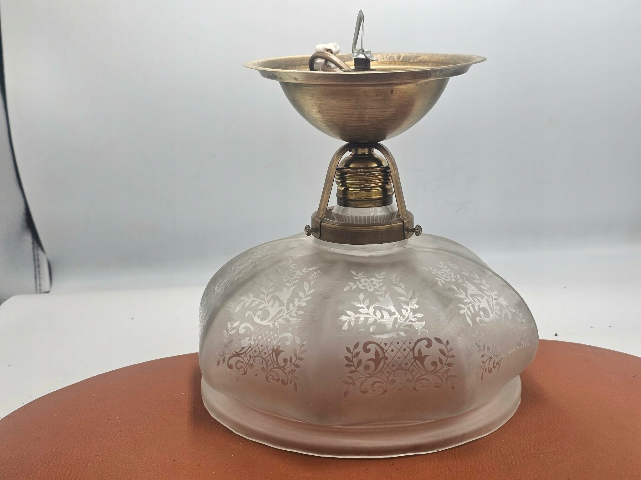 Przedwojenny mosiężny plafon,lampa