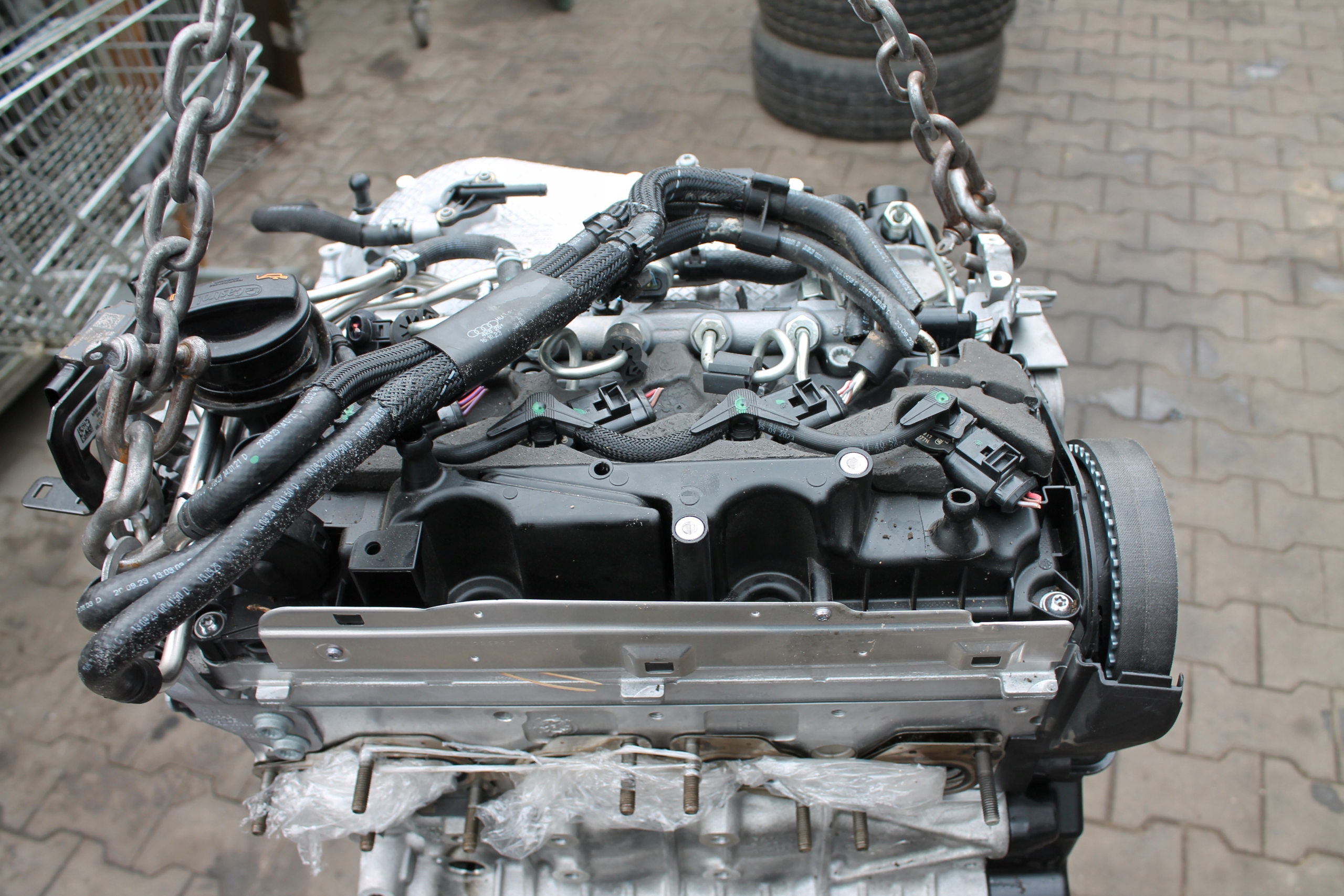 engine complete AUDI 2,0 TDI DEZ 40 TYSKM