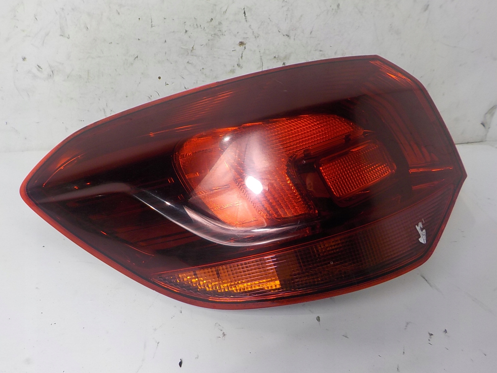 OPEL ASTRA J IV KOMBI light left rear left rear part CIEMNA 13282242