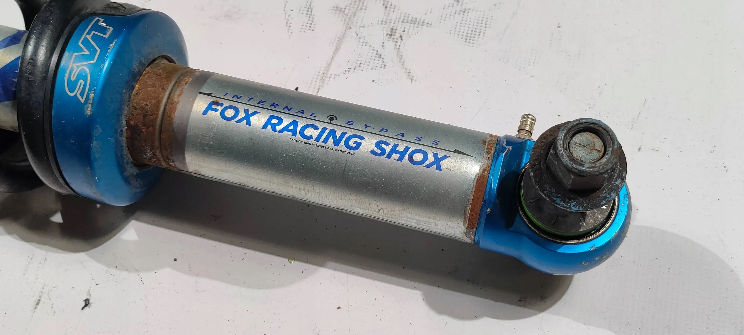shock absorber front front left Ford F150 F-150 Raptor SVT Fox