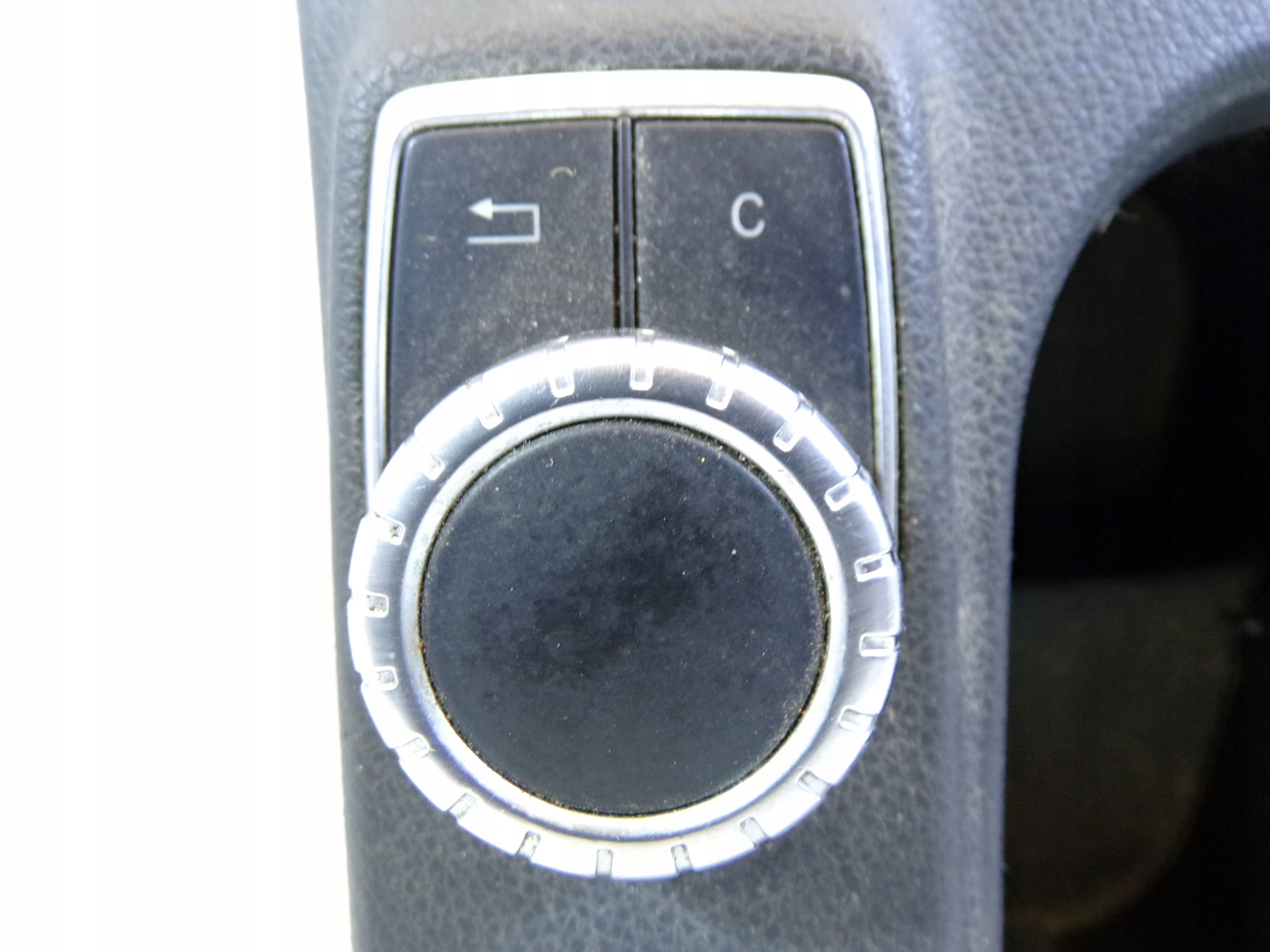 CUPHOLDER bracket for MERCEDES B KLASA W246 A2466800810