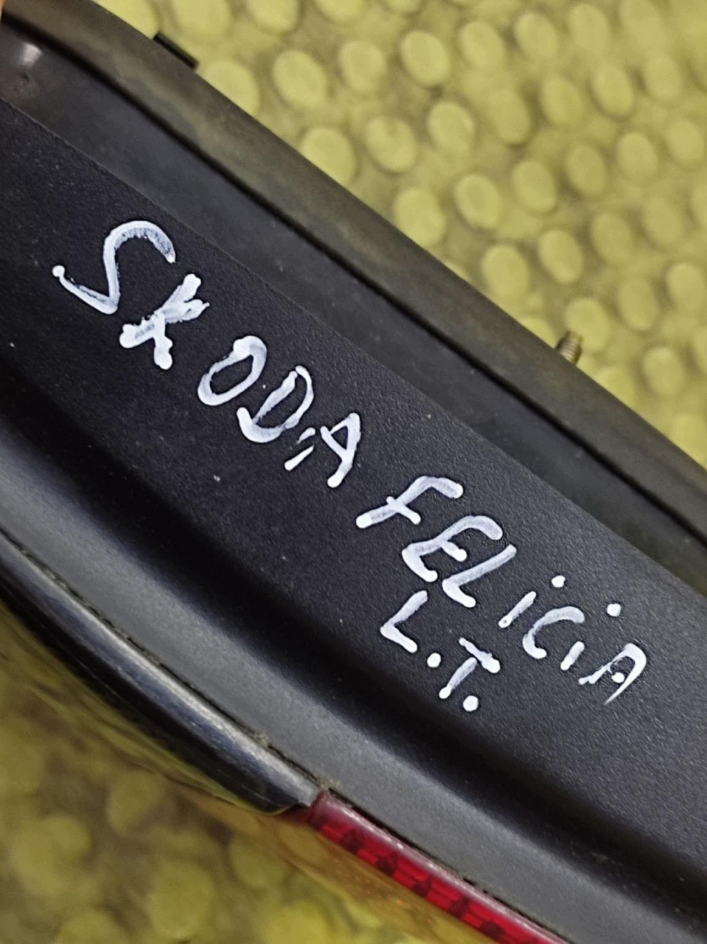 SKODA FELICIA light left rear part 441987881896