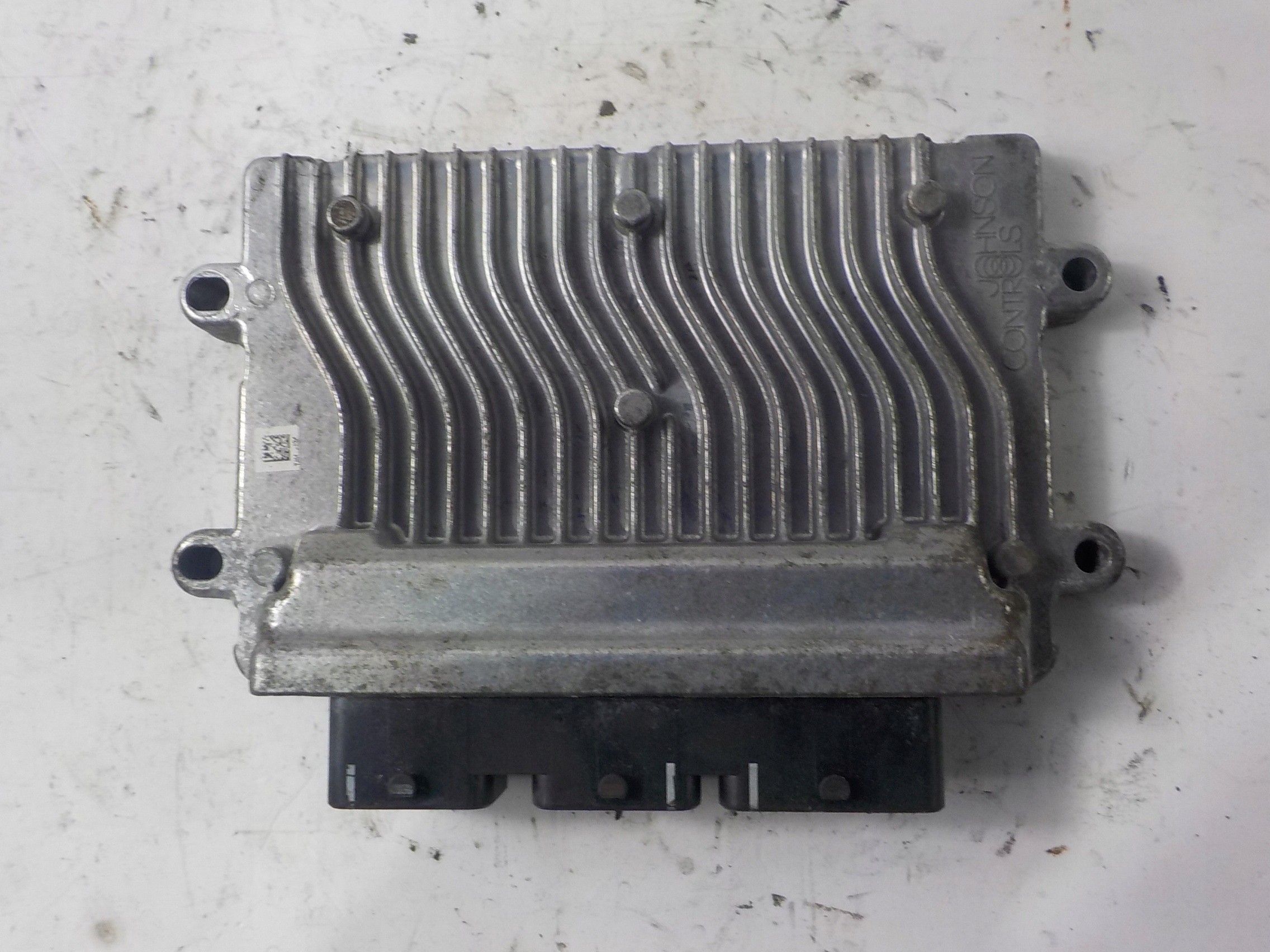 PEUGEOT computer control unit 9661700480 9651696680 J34P+ PIN