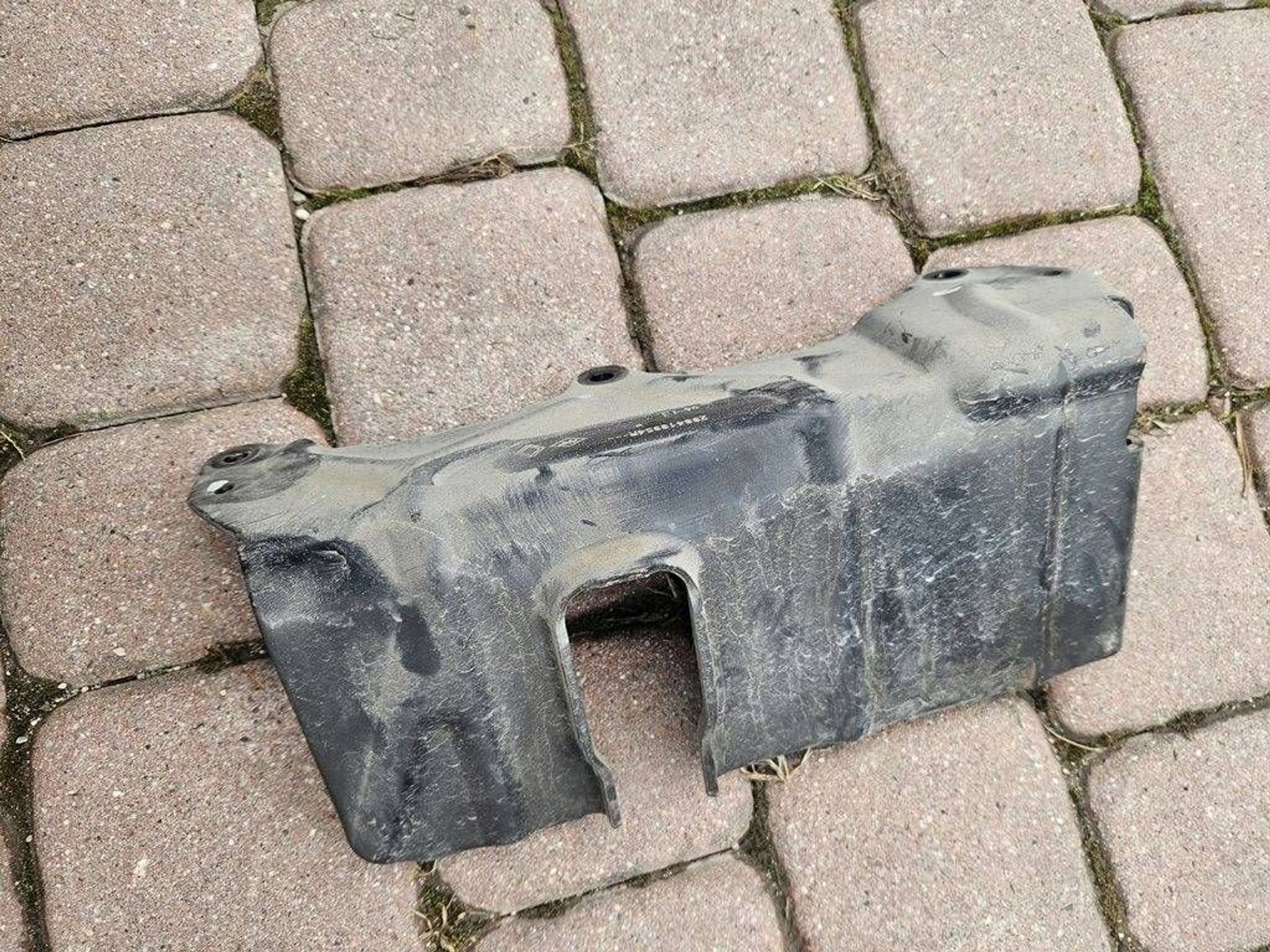 cover lower of the engine console Renault Zoe 296419954R