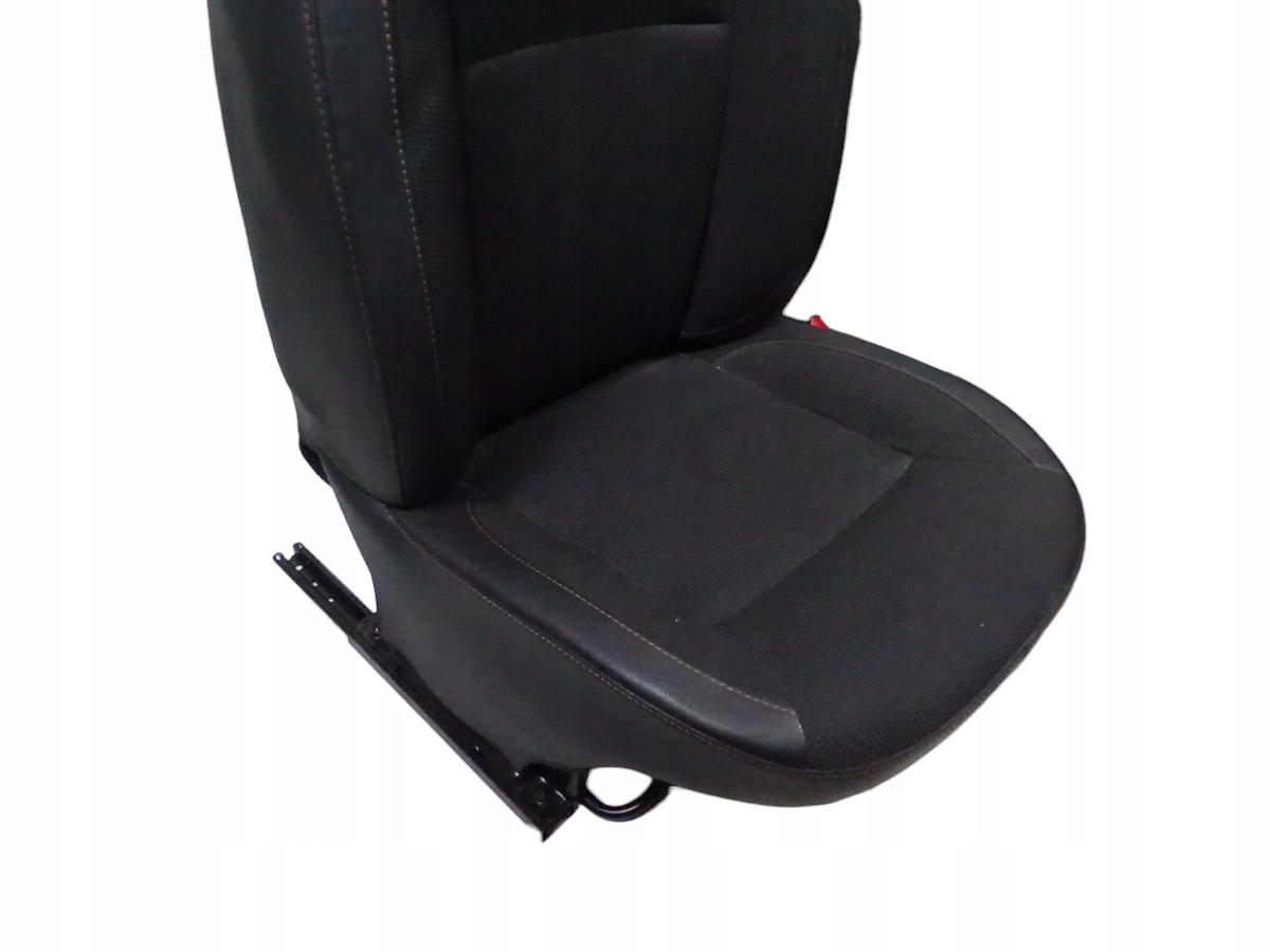 кресла перед + диван зад велюр Dacia LOGAN II FL 2017-2020 европа