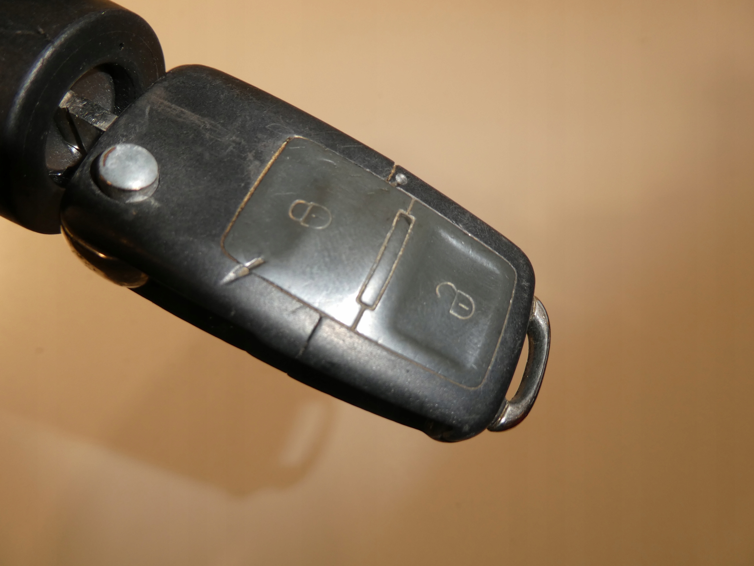 ignition + key VW PASSAT B5 4B0905851B