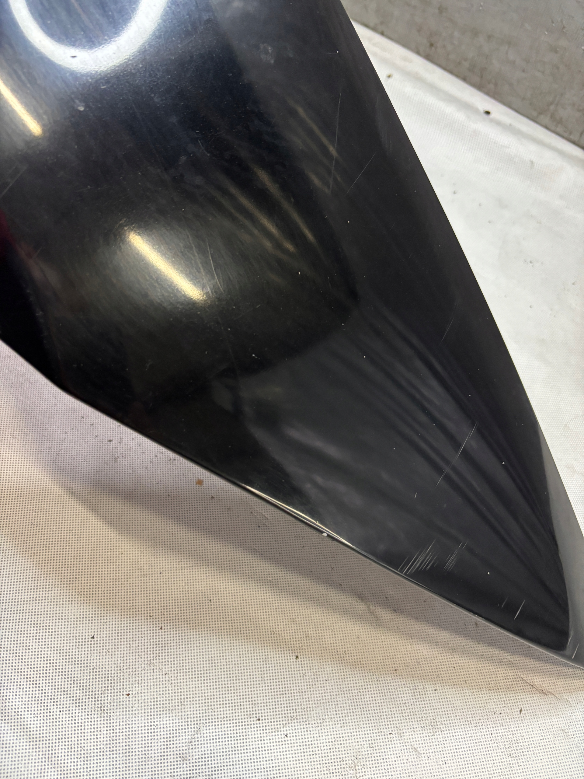 fender right front BMW E91 lift k: 668/9 Schwarz 2