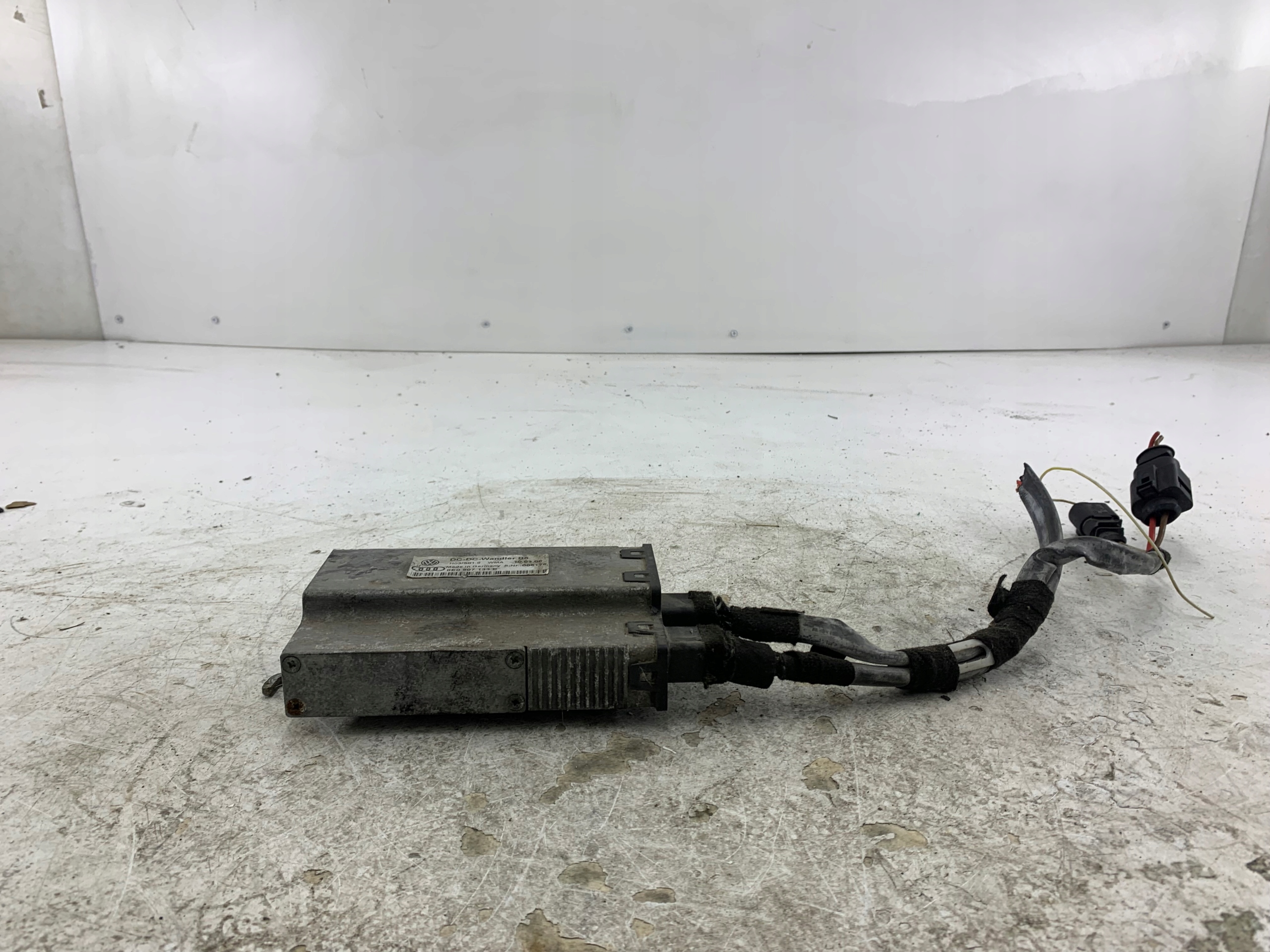 AUDI A4 B6 control unit module of the heating windows front 8E0907133E
