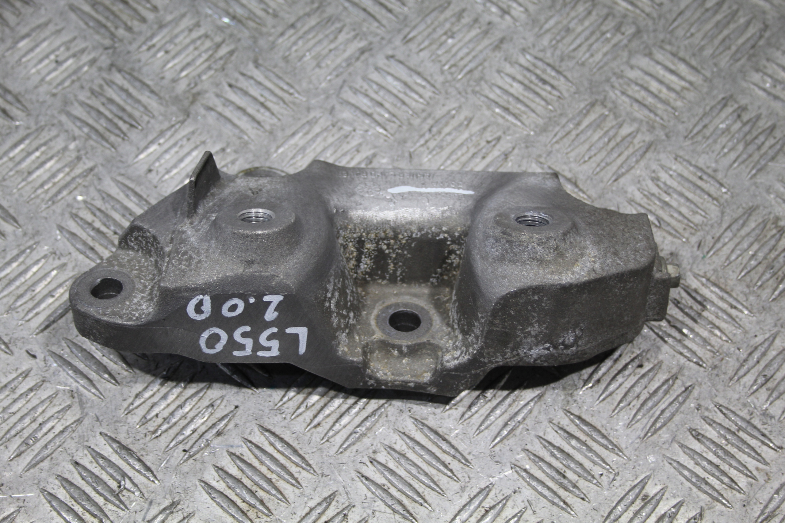 engine mount LAND ROVER DISCOVERY SPORT L550