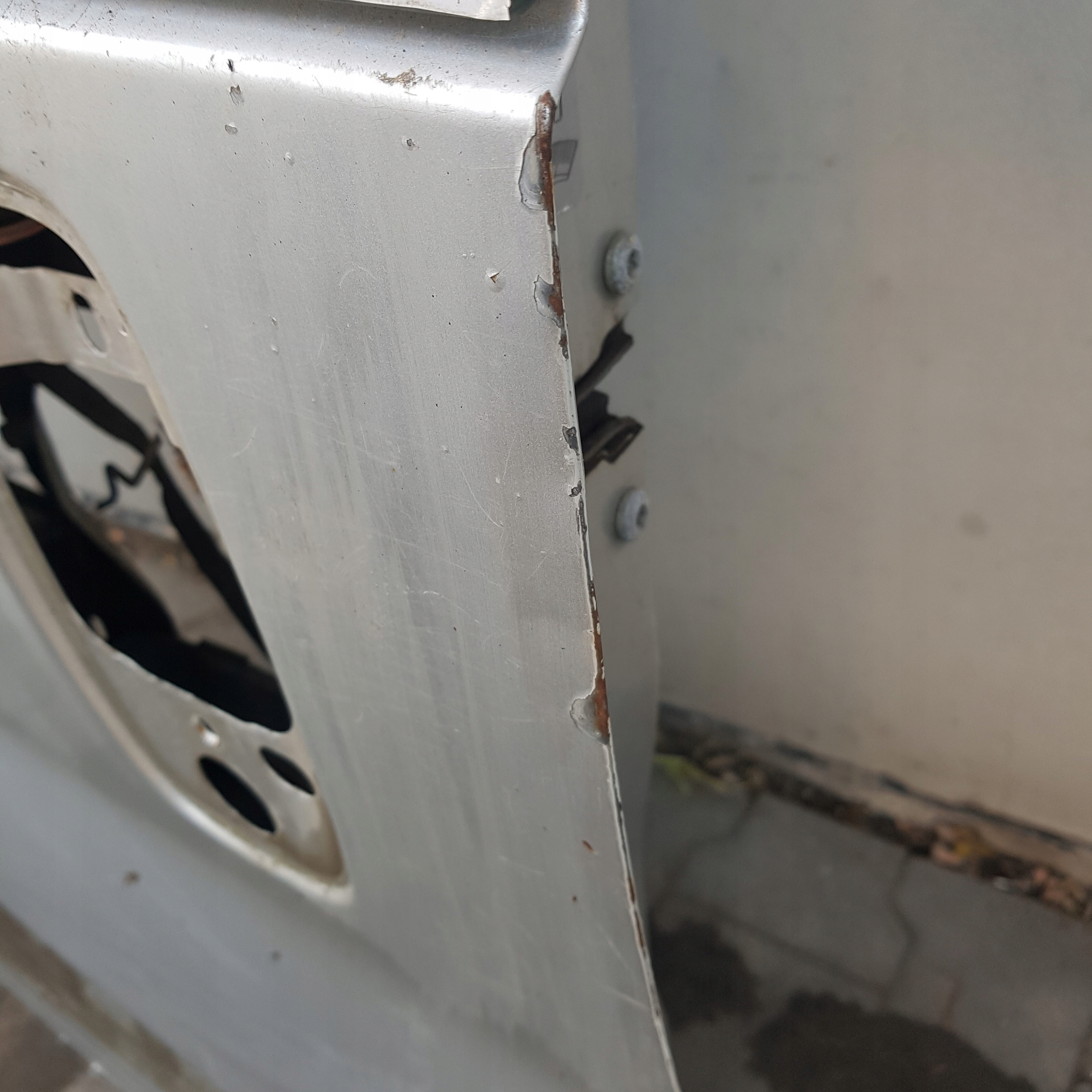 door SKRZYDELKOWE left rear. RENAULT TRAFIC 2