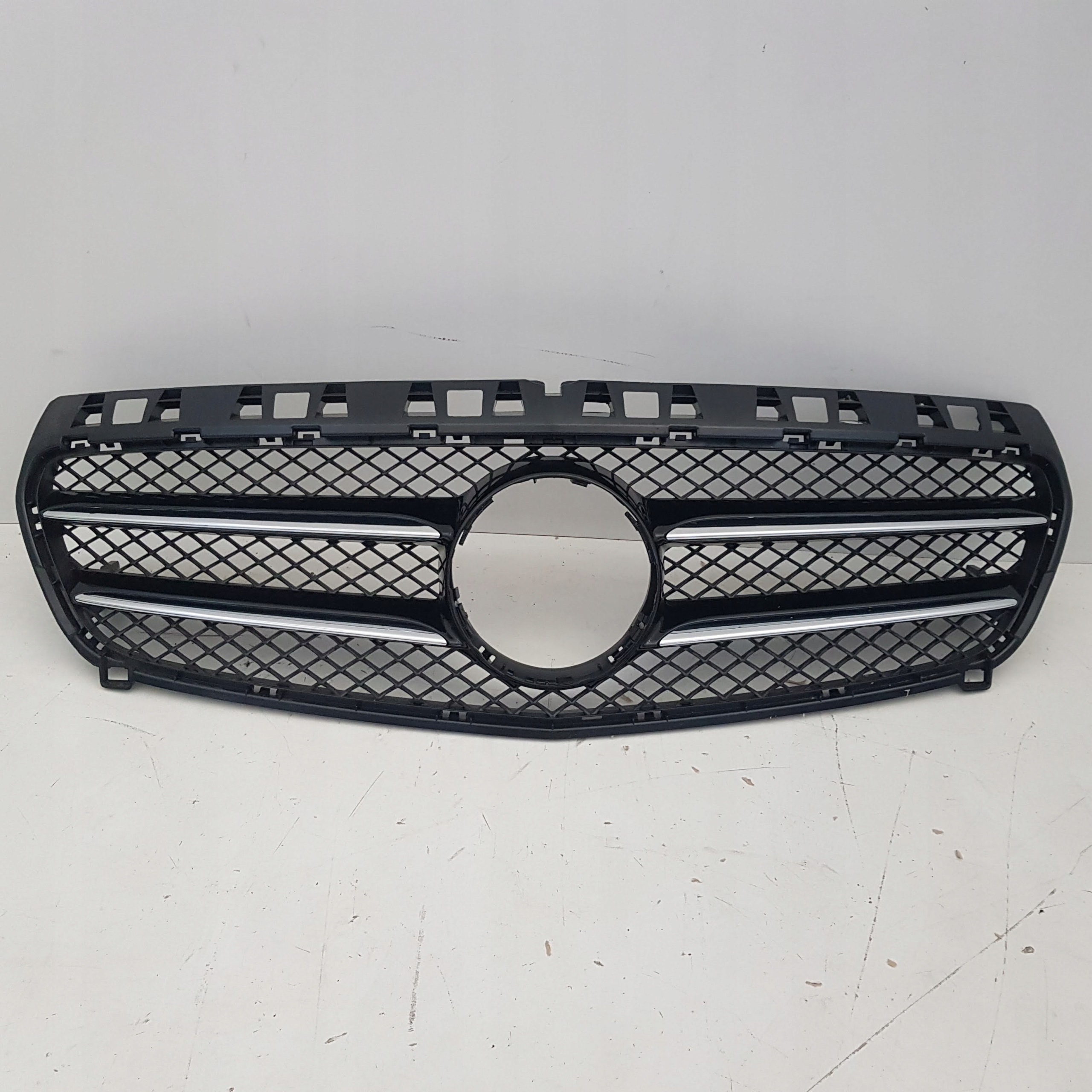 MERCEDES A KLASA 176 ATRAPA GRIL NOWY ORYGINAŁ