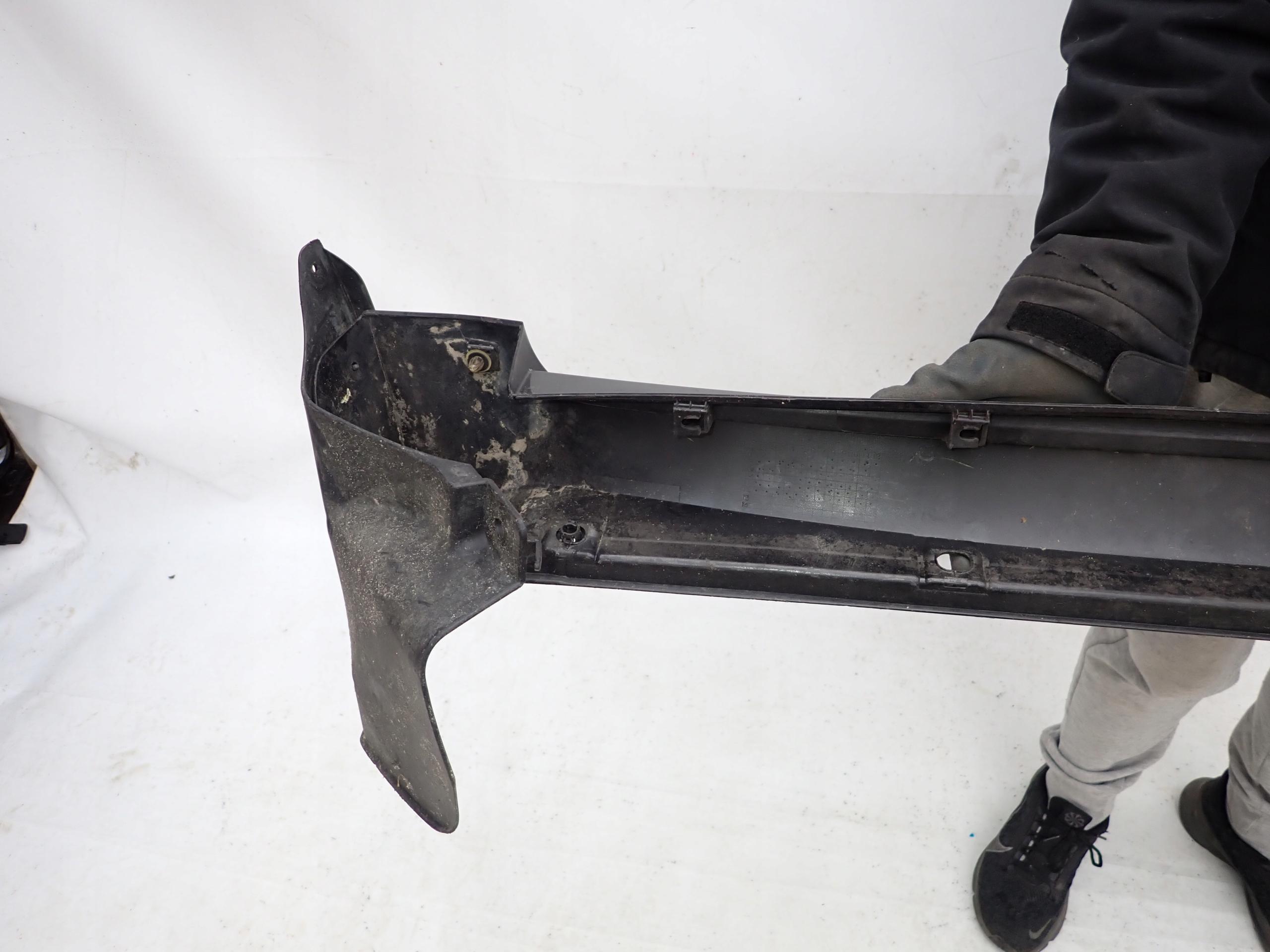 TOYOTA LAND CRUISER J200 200 07- moulding threshold left threshold left