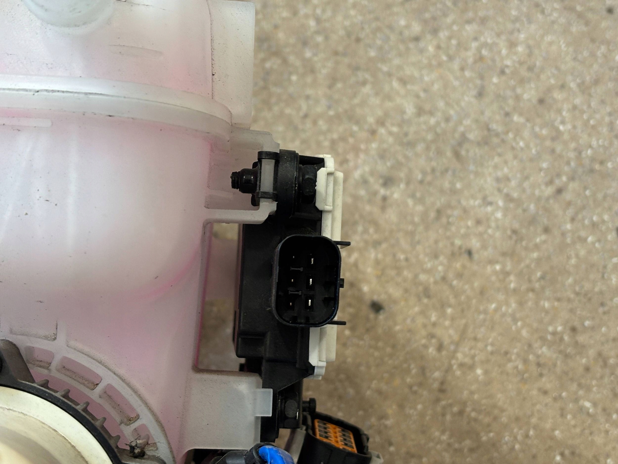 бачок расширительный kia EV9 25429DO500