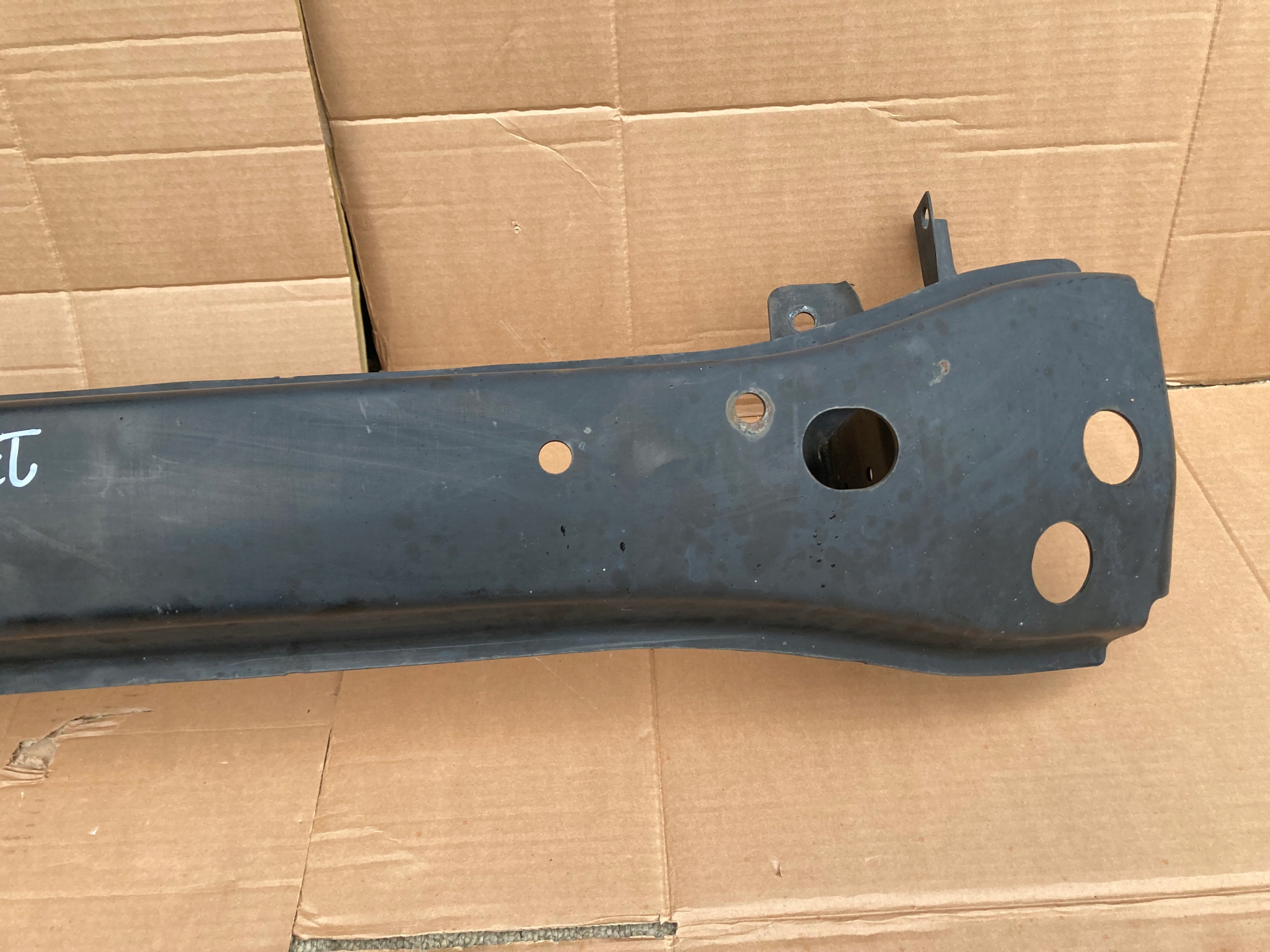 VW T5 TRANSPORTER MULTIVAN 03- sider below front bumper pillar