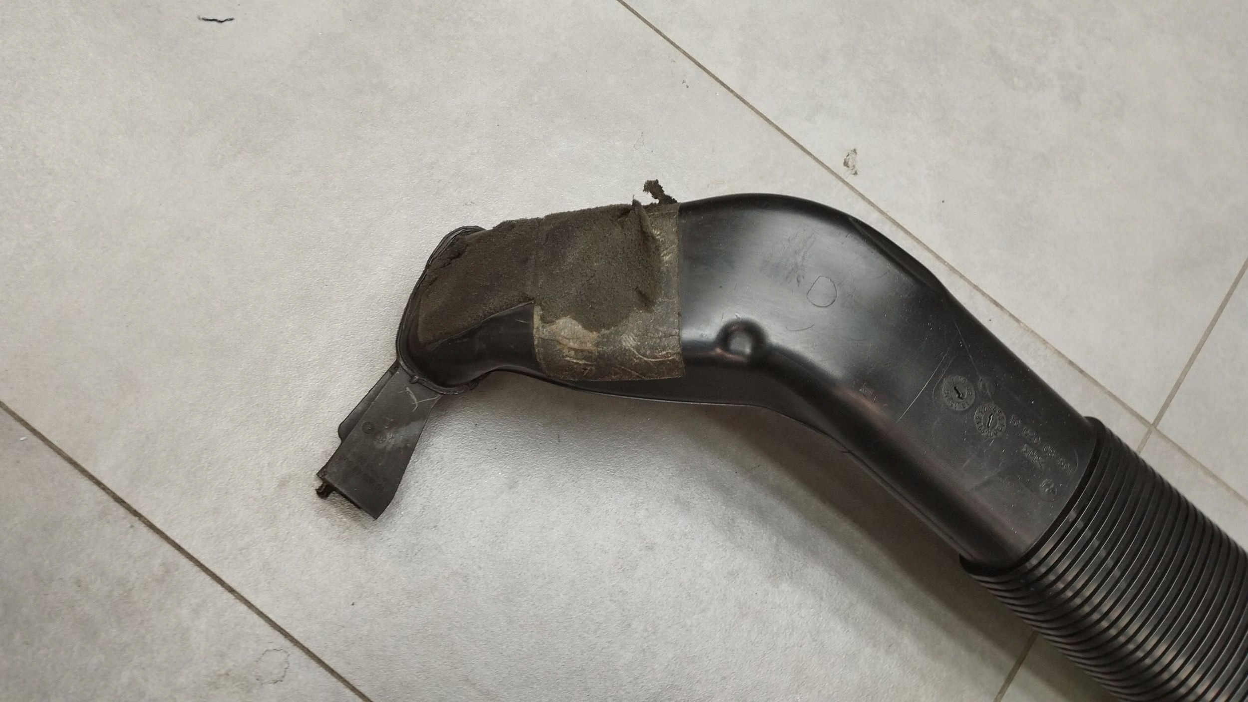 Ford Mondeo MK4 IV pipe dolotowa air AG919E635AE