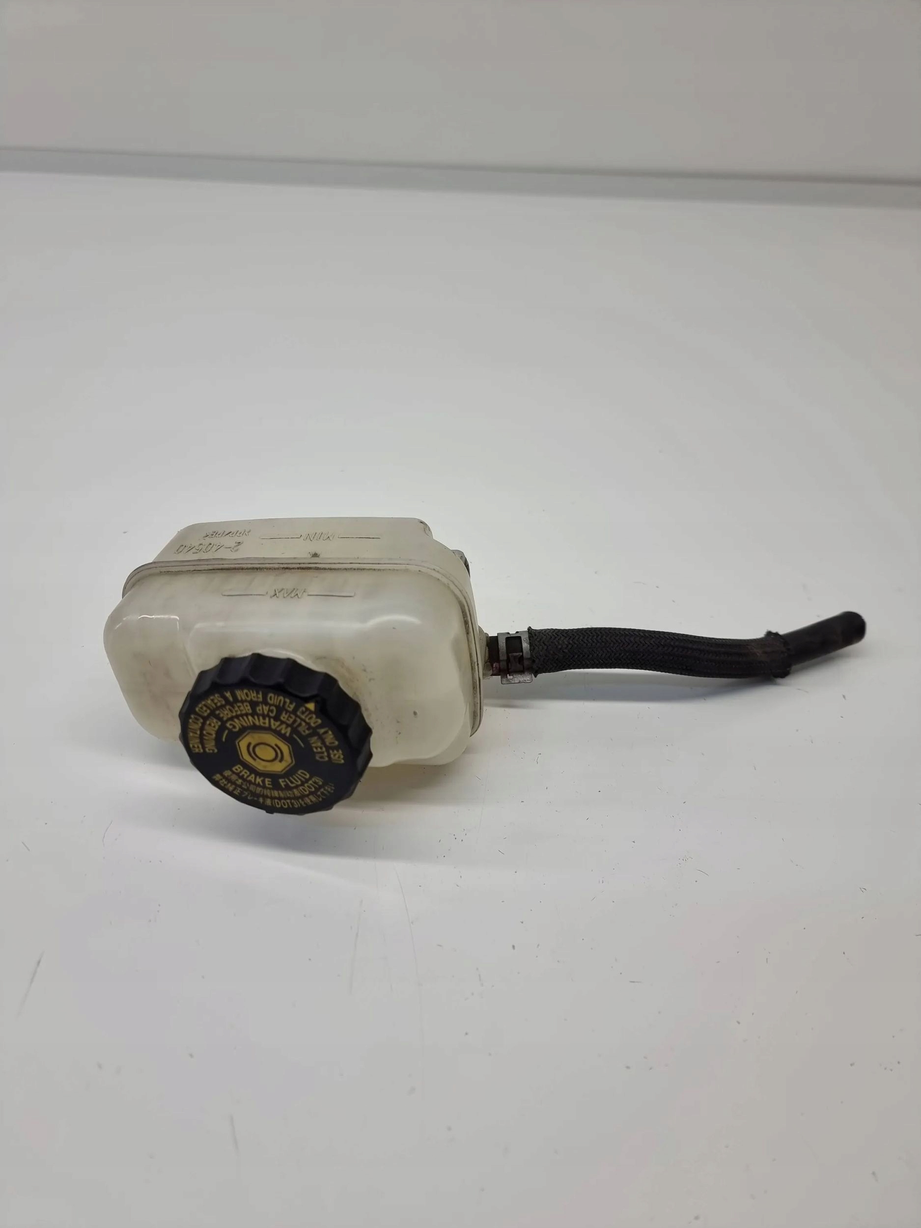 lexus RX 450H 2018 бачок тормозной жидкости