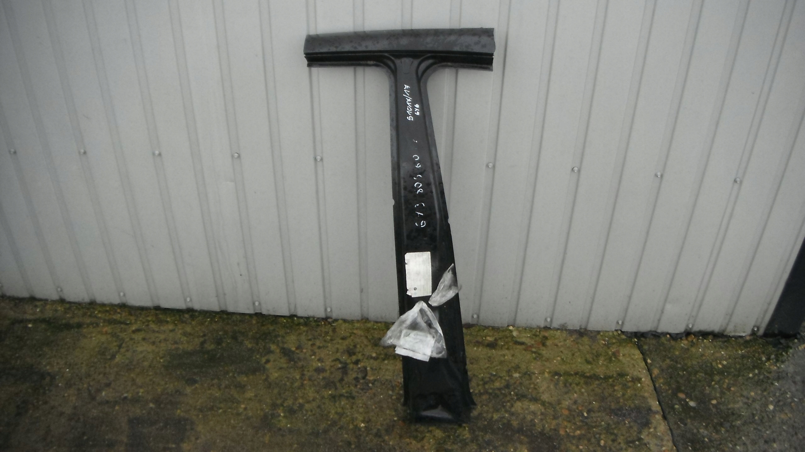 SKODA FABIA 1 I 6Y6 SŁUPEK B ŚRODKOWY PRAWY