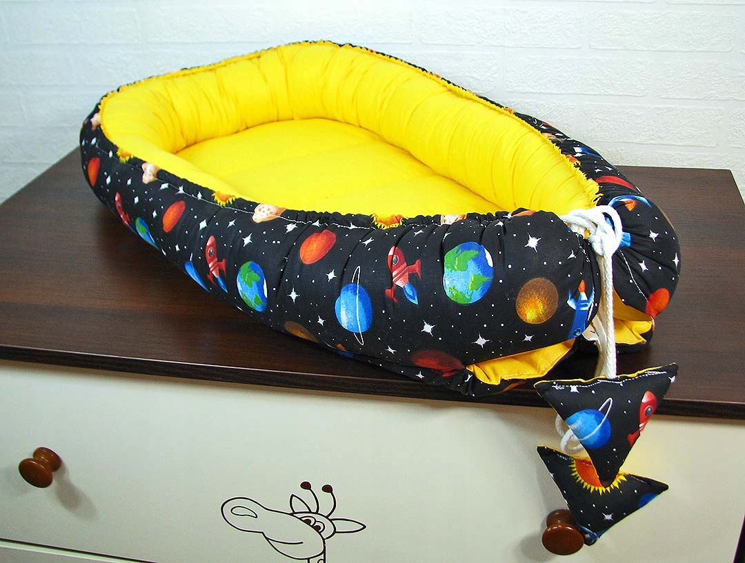 Kokon niemowlęcy, kojec dwustronny, gniazdo 2 w 1 Bohater brak