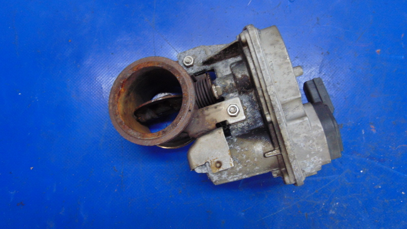 Valvola a farfalla Valvola EGR MITSUBISHI FUSO CANTER 3.0D