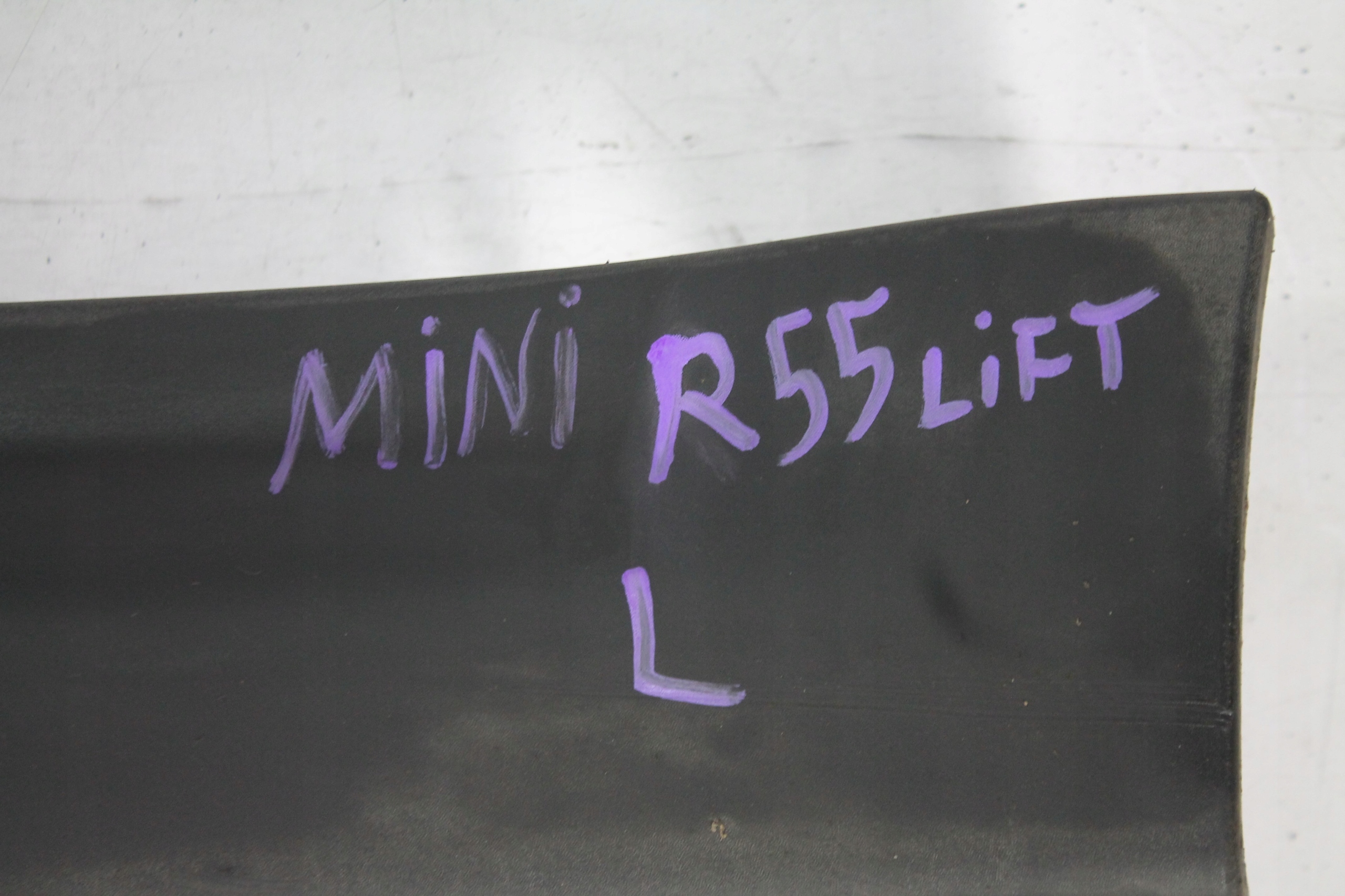 moulding cap threshold left MINI R55 CLUBMAN 07