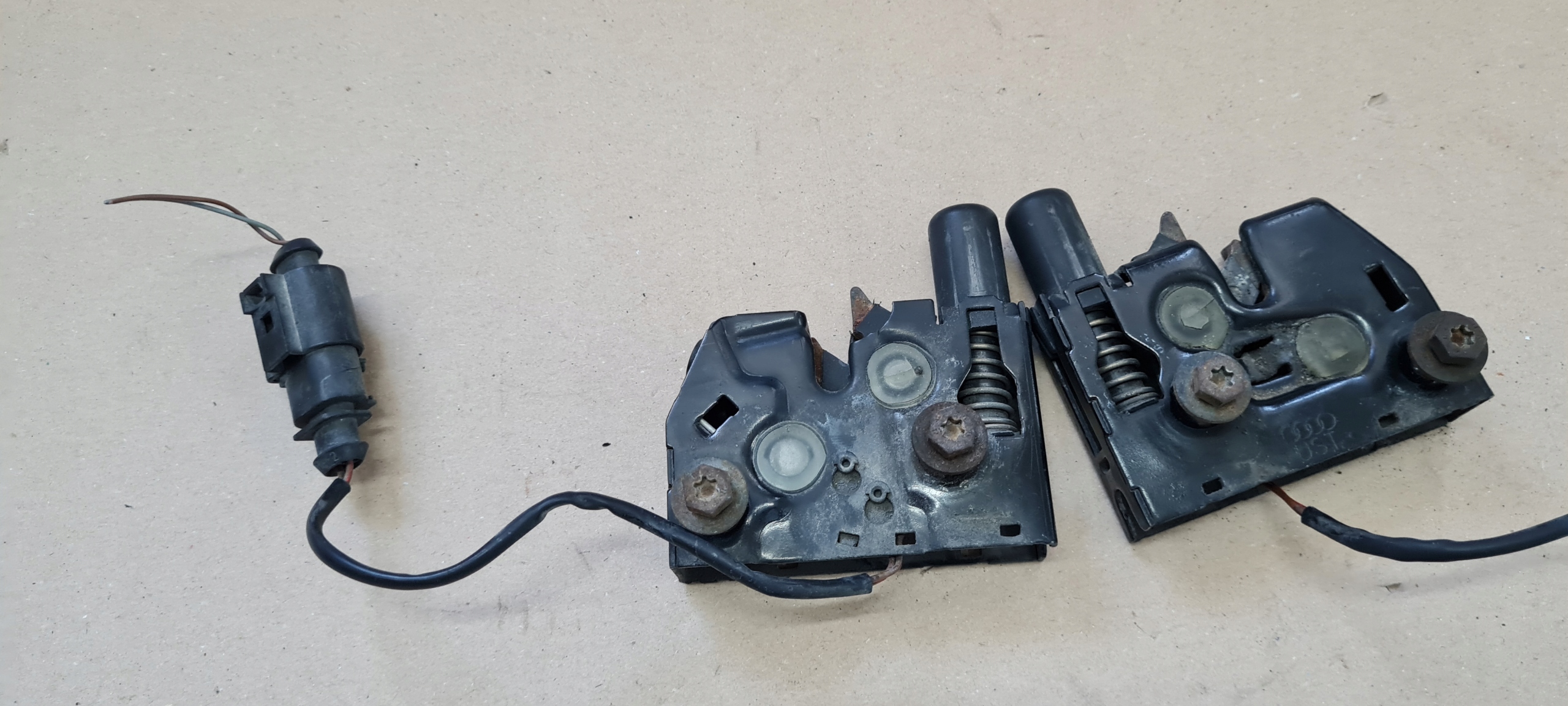 A6 C7 4G bonnet latch lock front 4G0823509C A7 4G S7