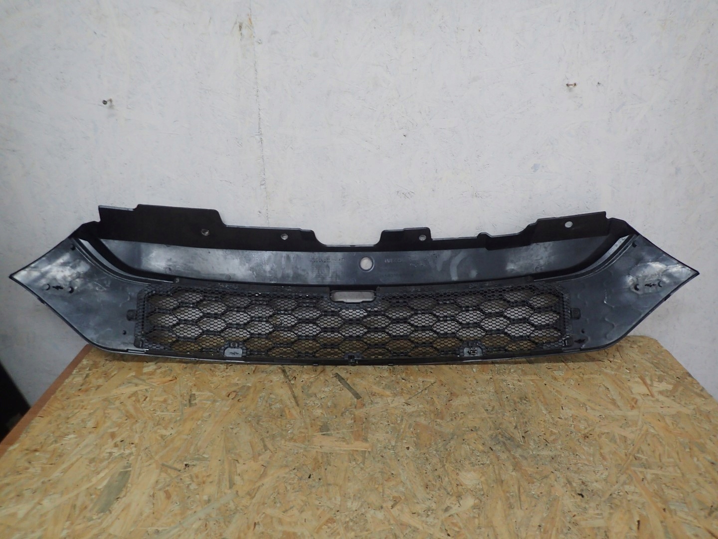 mask hűtőrács IVECO DAILY 6 VI 2014-2016R