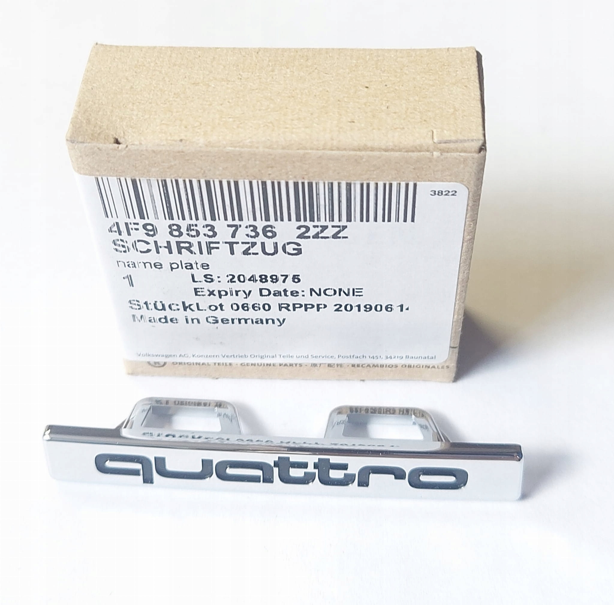

Napis emblemat quattro na grill Audi R8 A6 Allroad