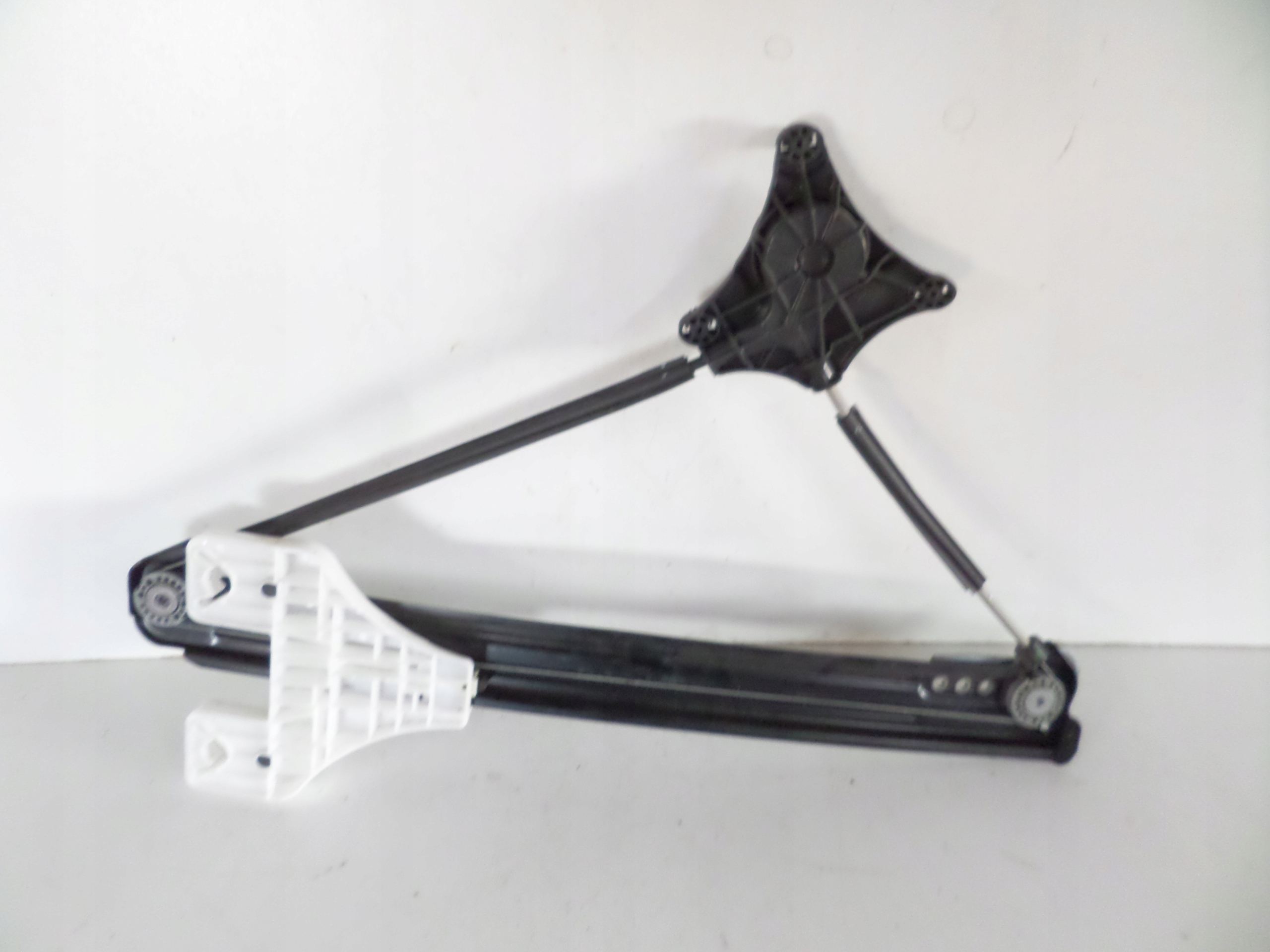 FENSTERHEBERMOTOR HECK RECHTS SKODA KAROQ 16- ATECA