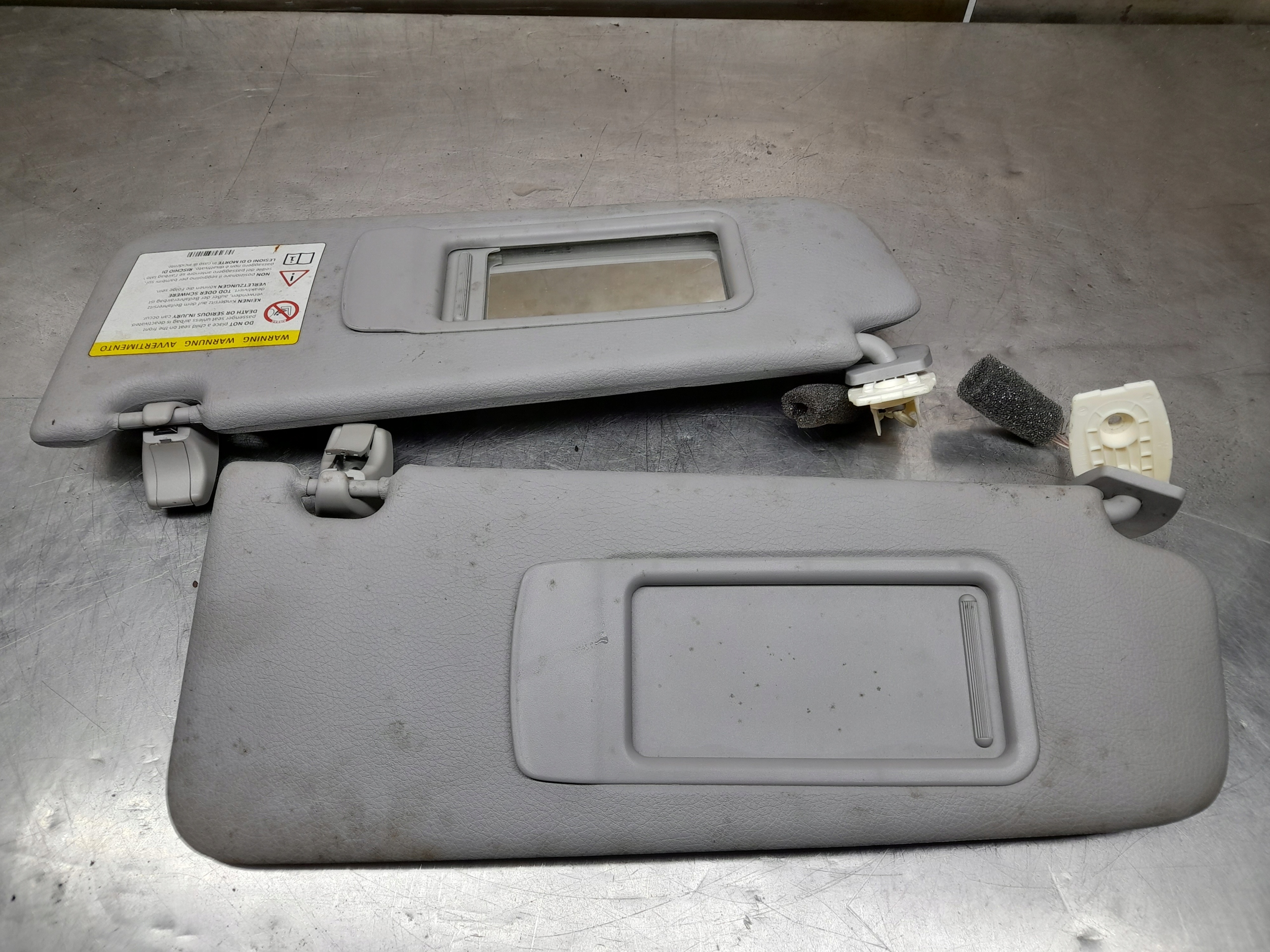 BMW F10 F11 OSŁONA PRZECIWSŁONECZNA PARA