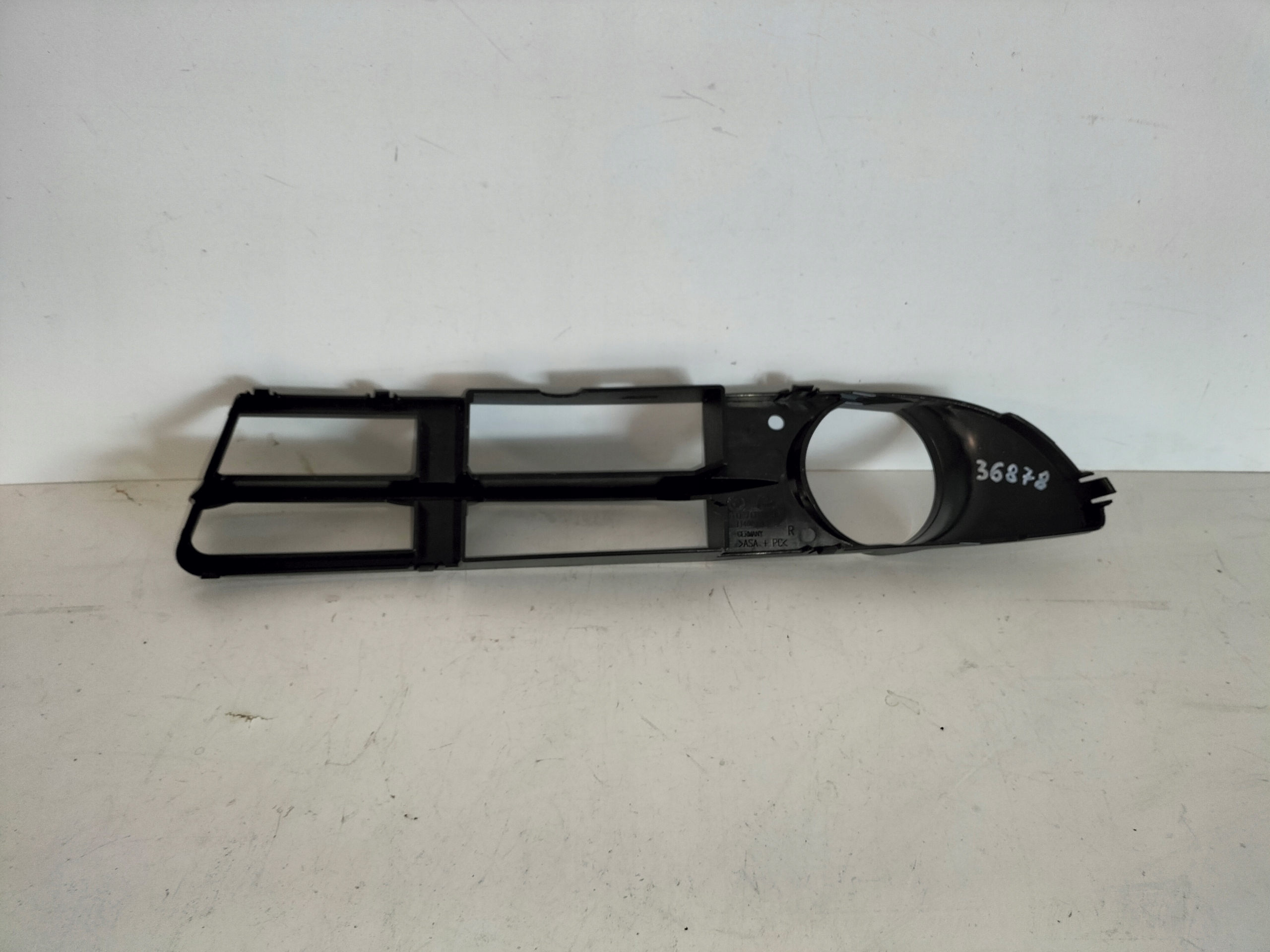 grille grid of a bumper front right BMW 5 E60 E61 03-07