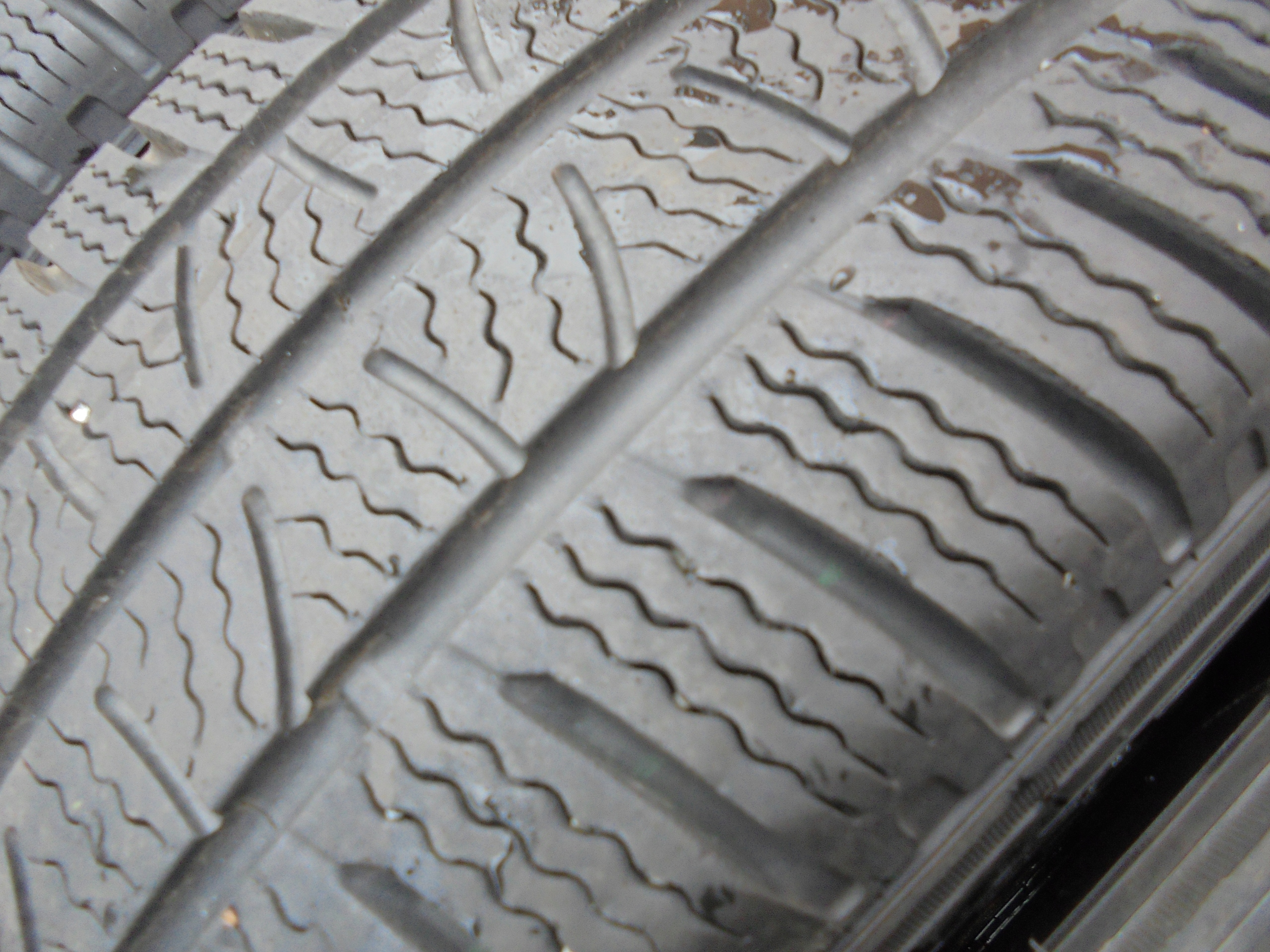 OPONY ZIMOWE WZMOCNIONE PIRELLI 235/65 R16C ! (U832) Marka Pirelli