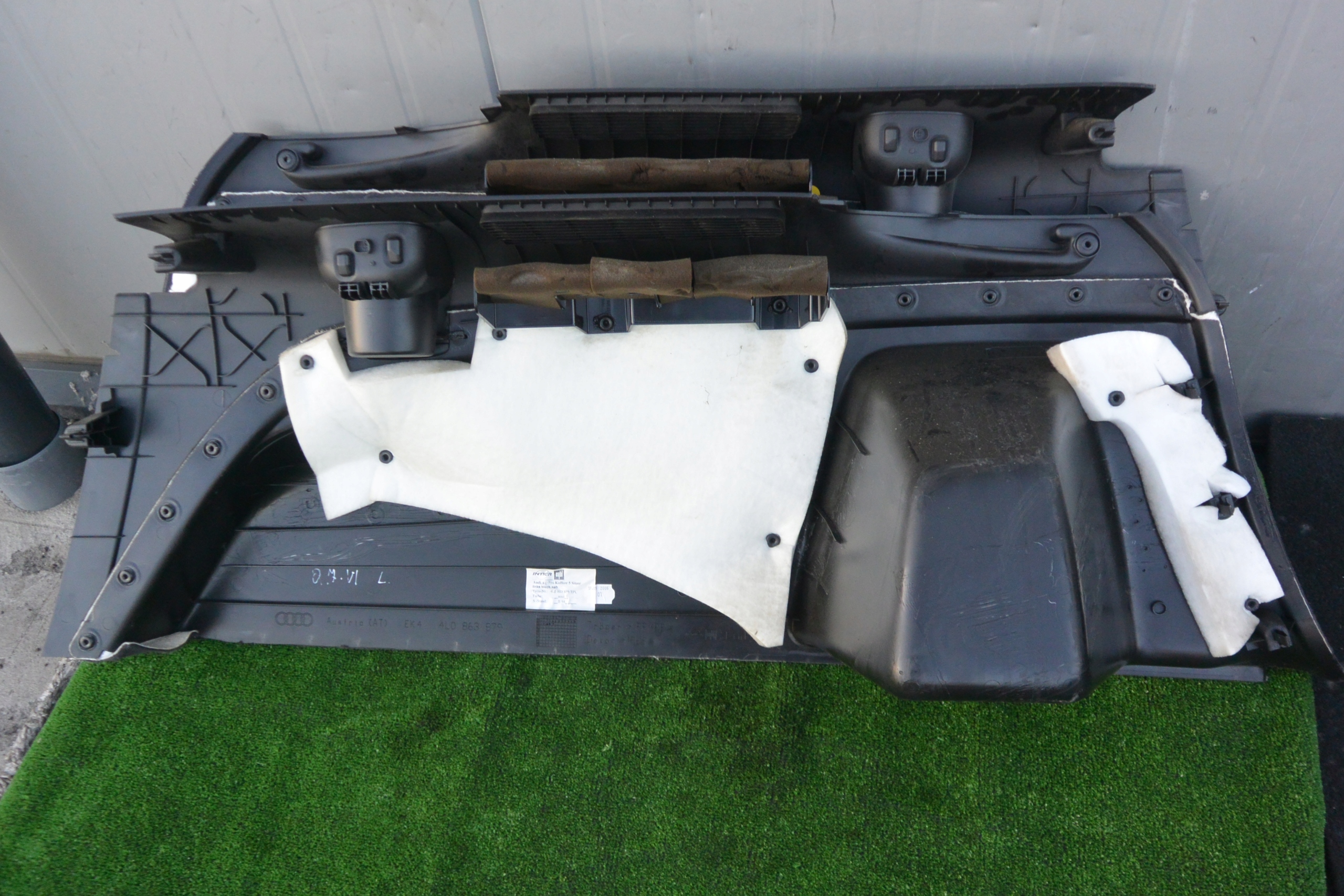 boot upholstery KPL 5 MIEJSC AUDI Q7 4L