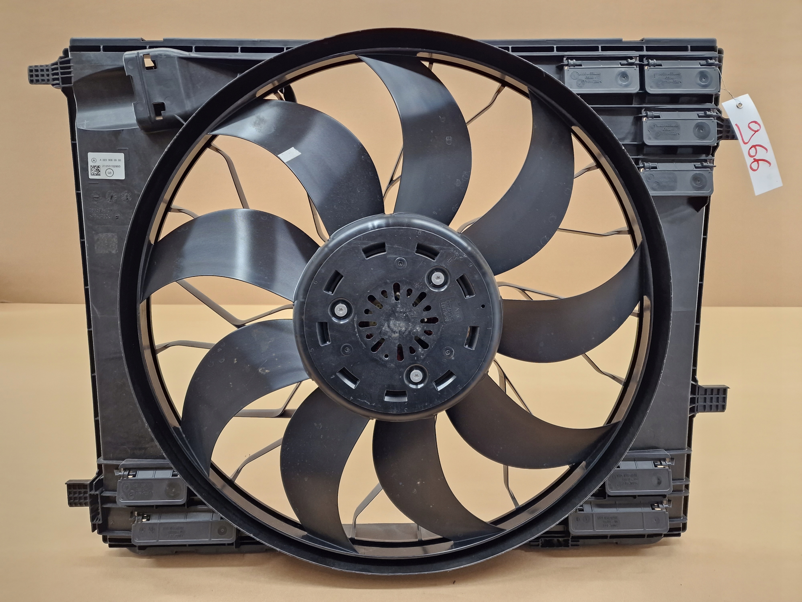 WENTYLATOR MERCEDES C W206 C43 C63 CLE C236 W214 W254 SL R232 CLE C236 W223