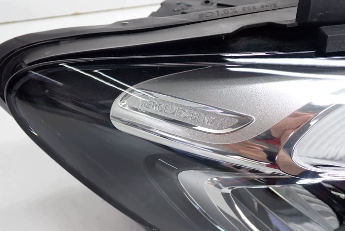 MERCEDES W247 B-KLASA LED PERFORMANCE 22- reflektor right light A2479065207