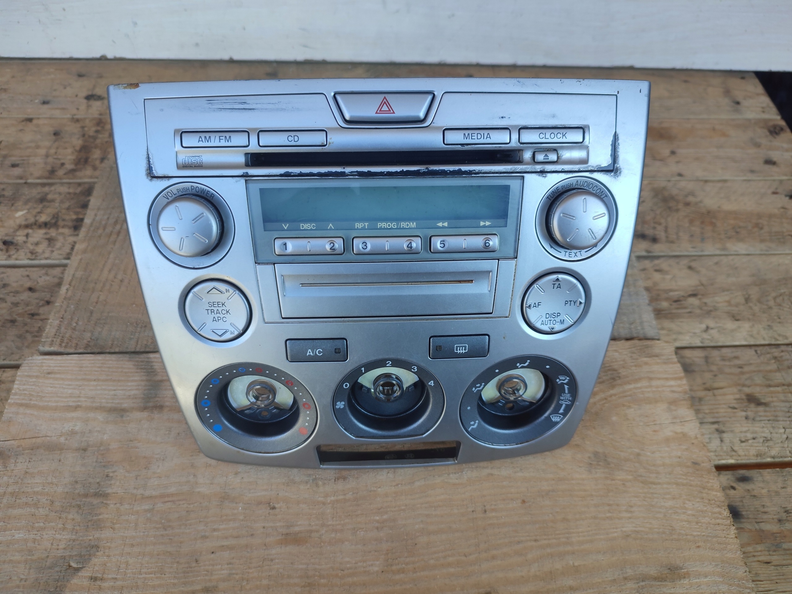 RADIO FABRYCZNE CD MAZDA 2 II DY