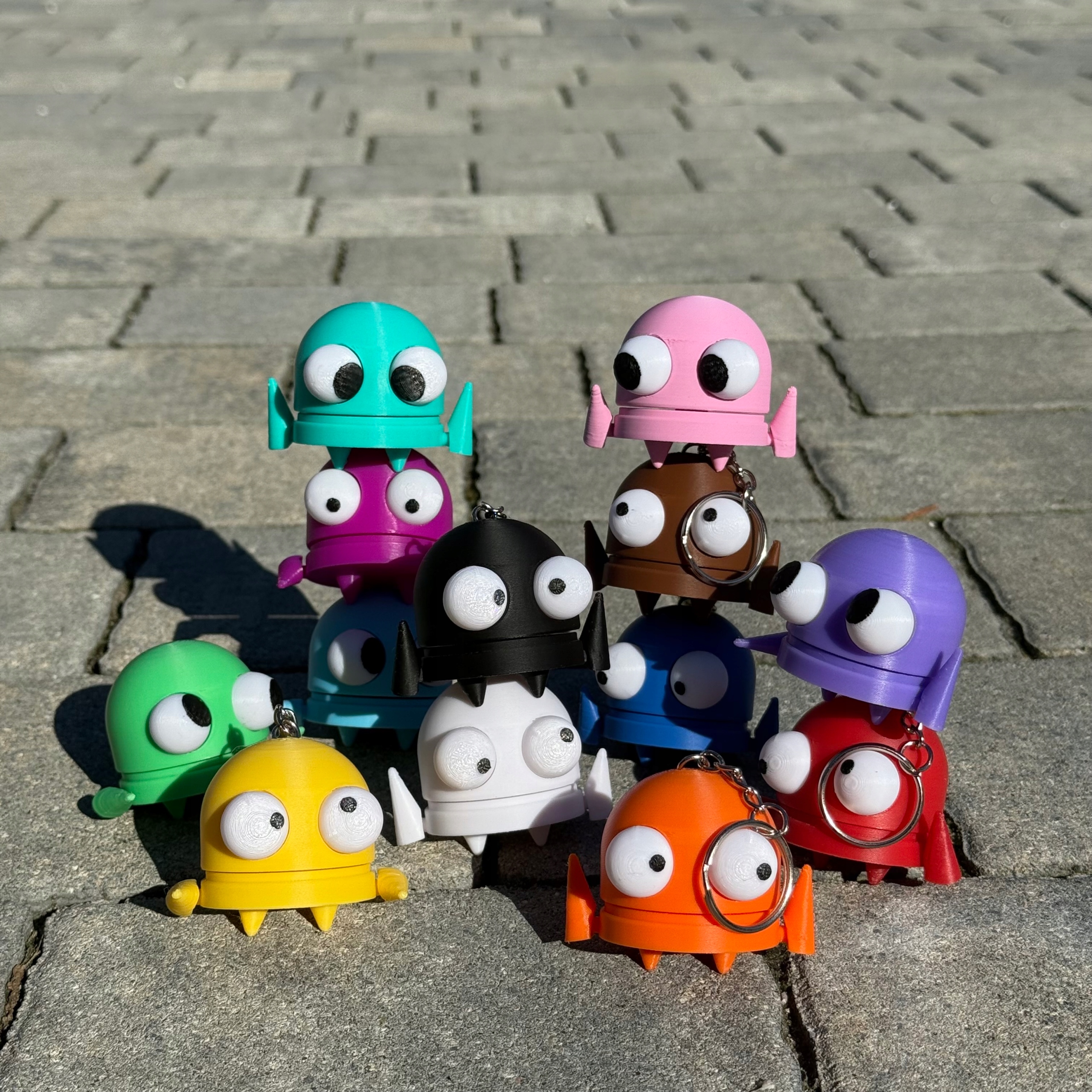 Brelok REPO | R.E.P.O - Robot REPO Kolor żółty