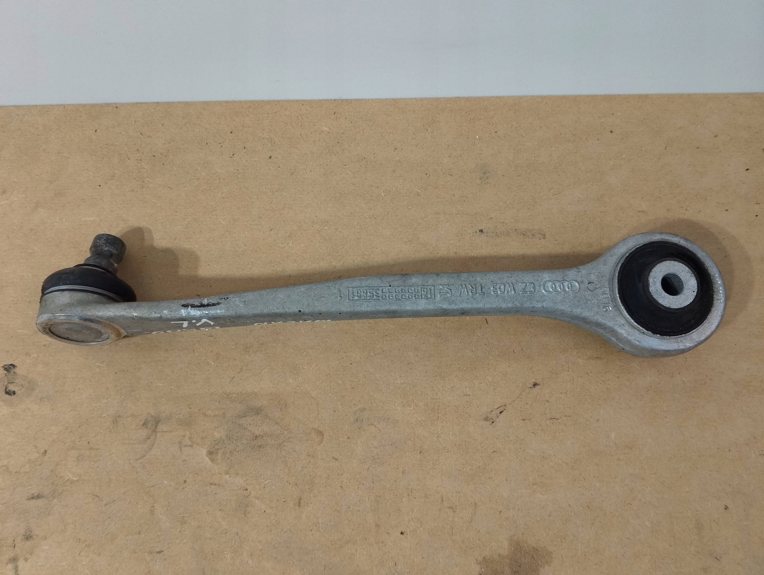 Porsche Macan (95B) arm front left 8K0505P (Q502)