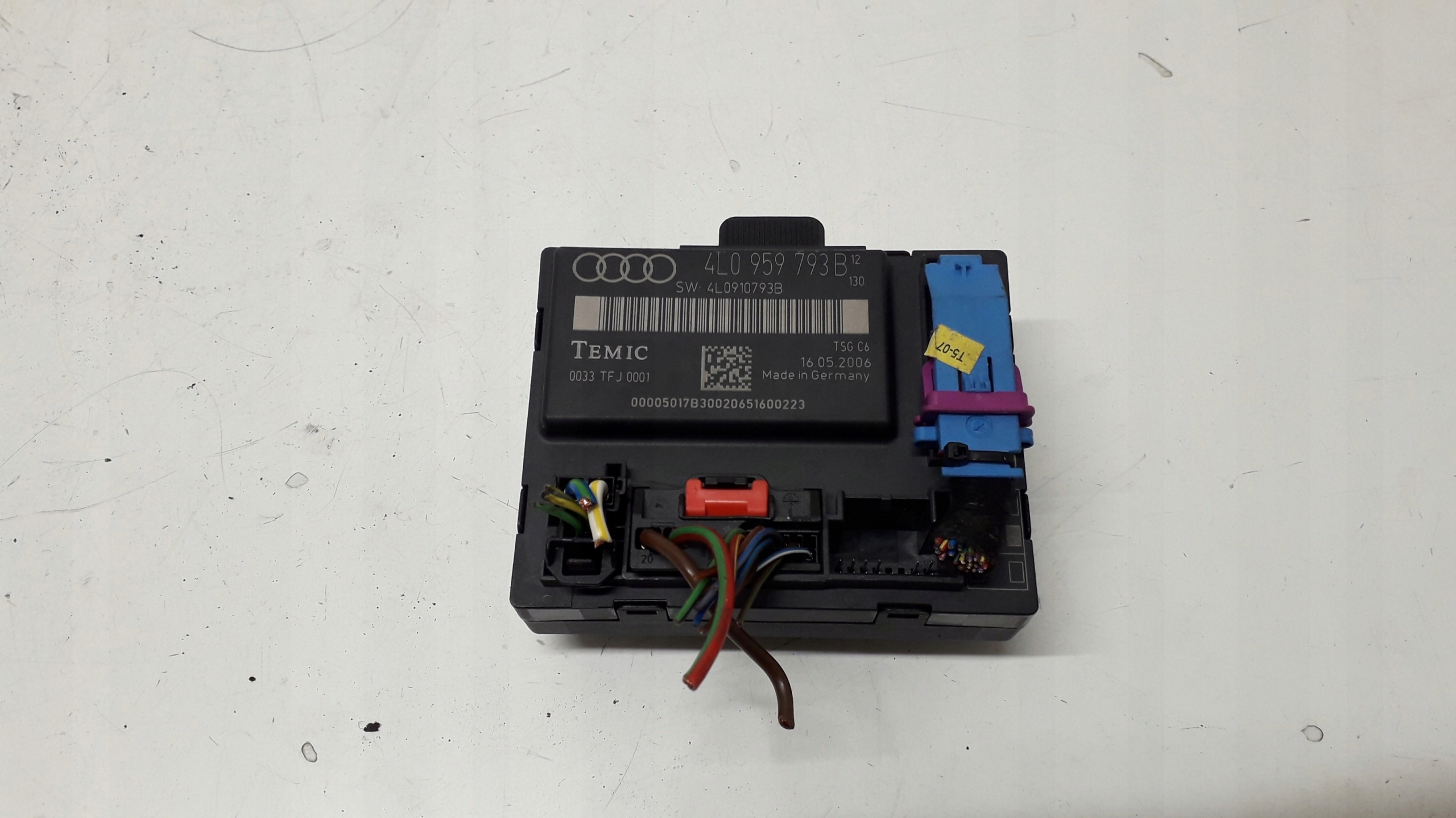 AUDI Q7 4L 05- MODUŁ DRZWI PRAWY PRZÓD 4L095979B