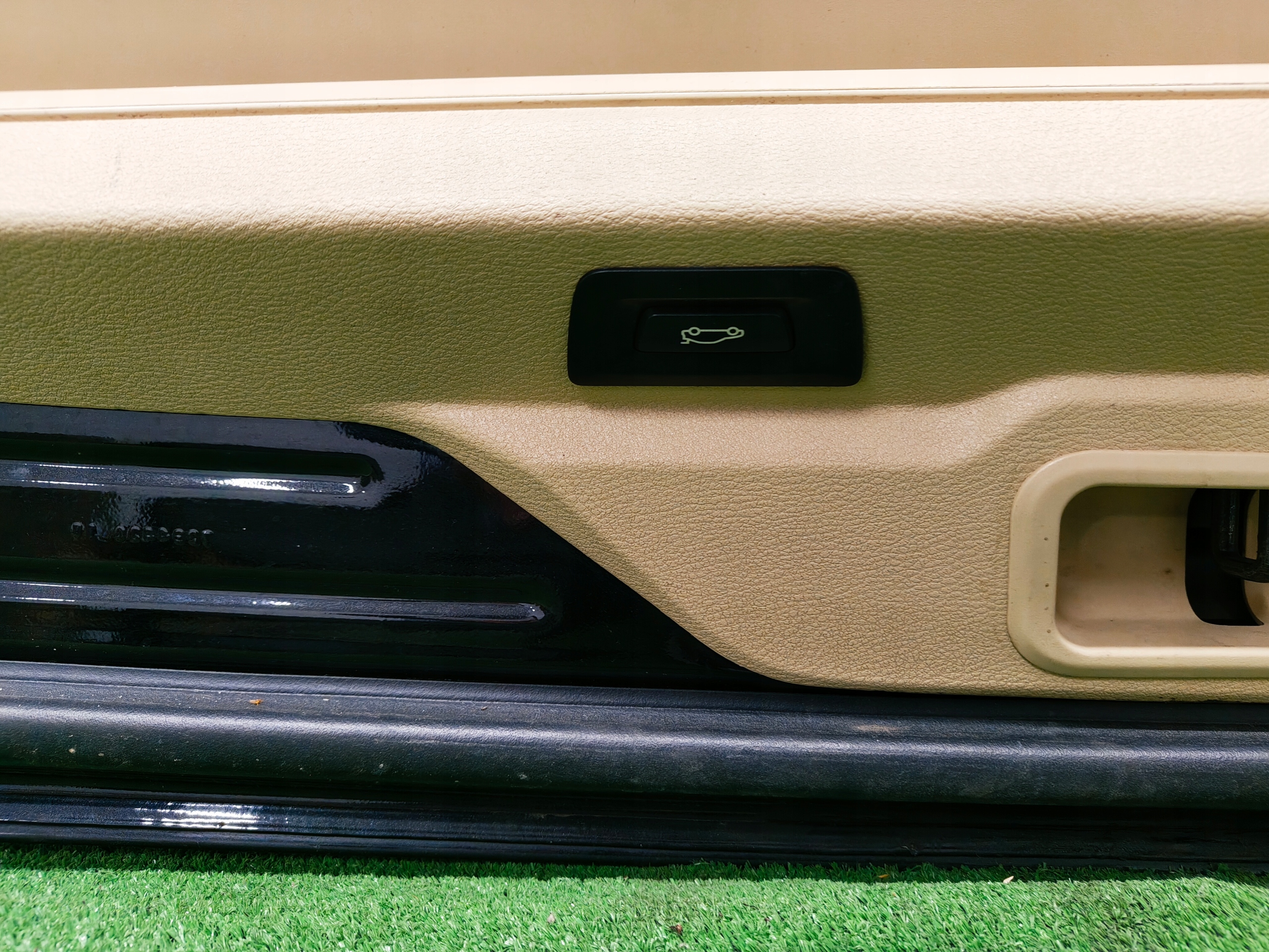 BMW X5 F15 trunk door boot colour 475